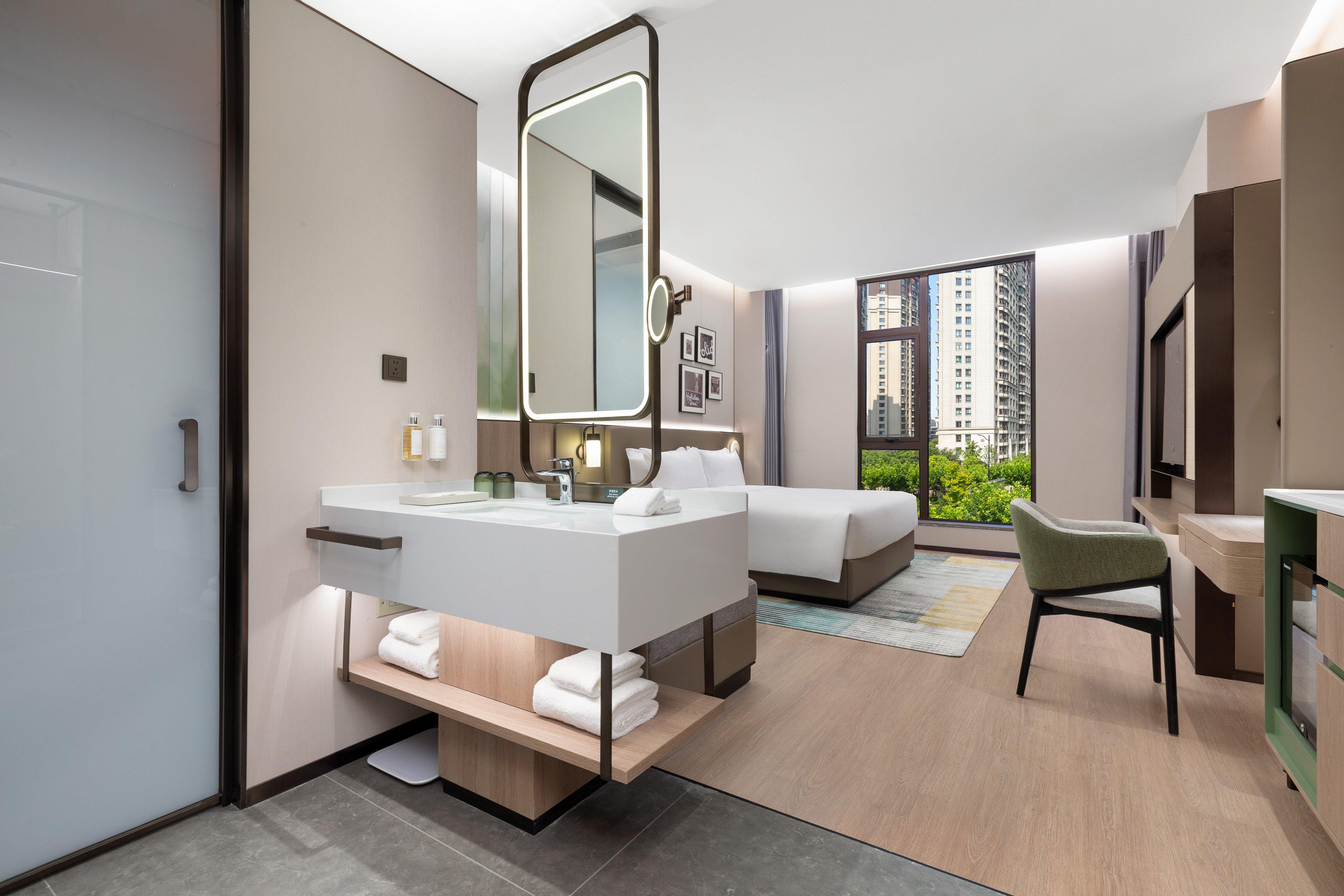 Double City View King Bed