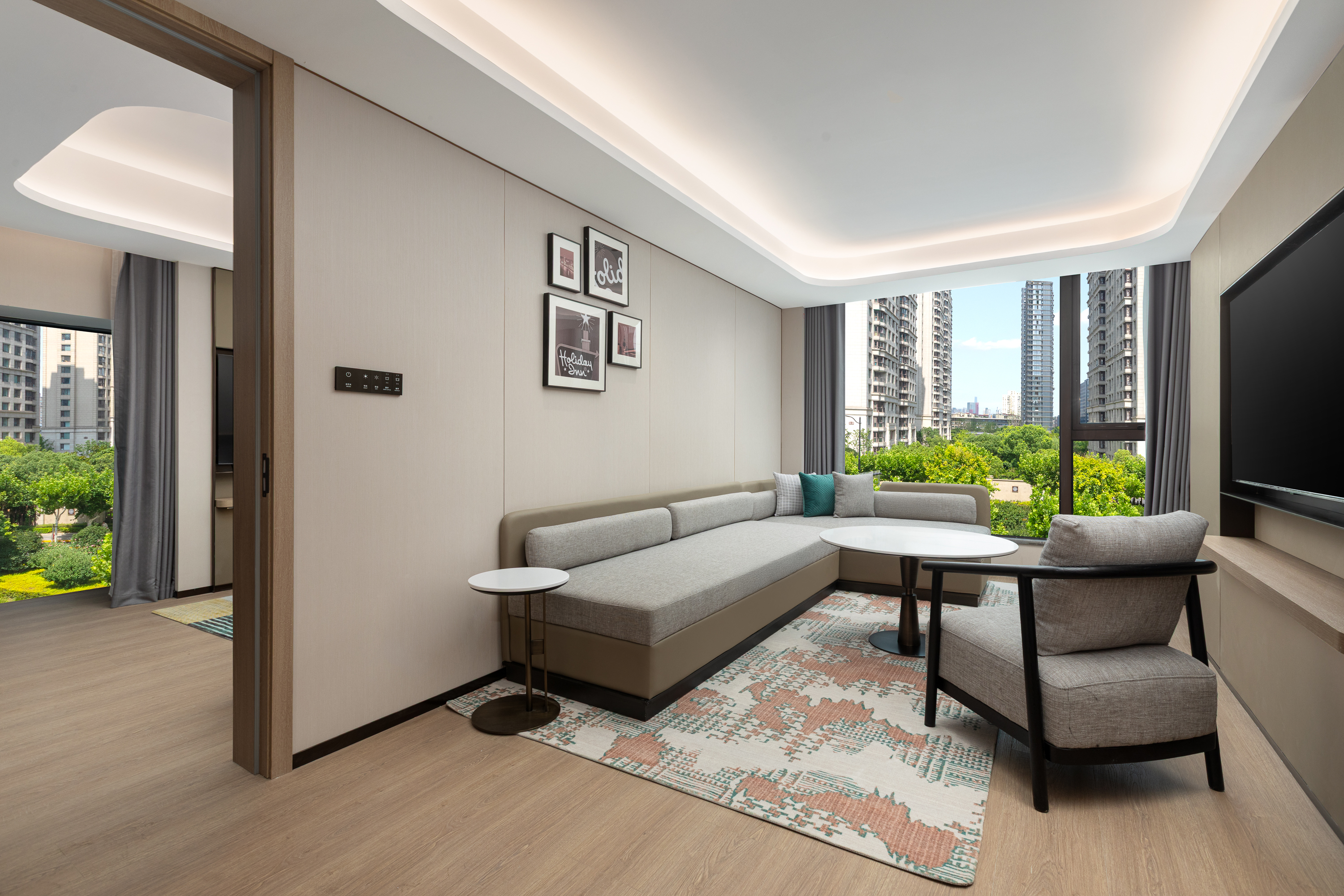 Suite City View One Bedroom