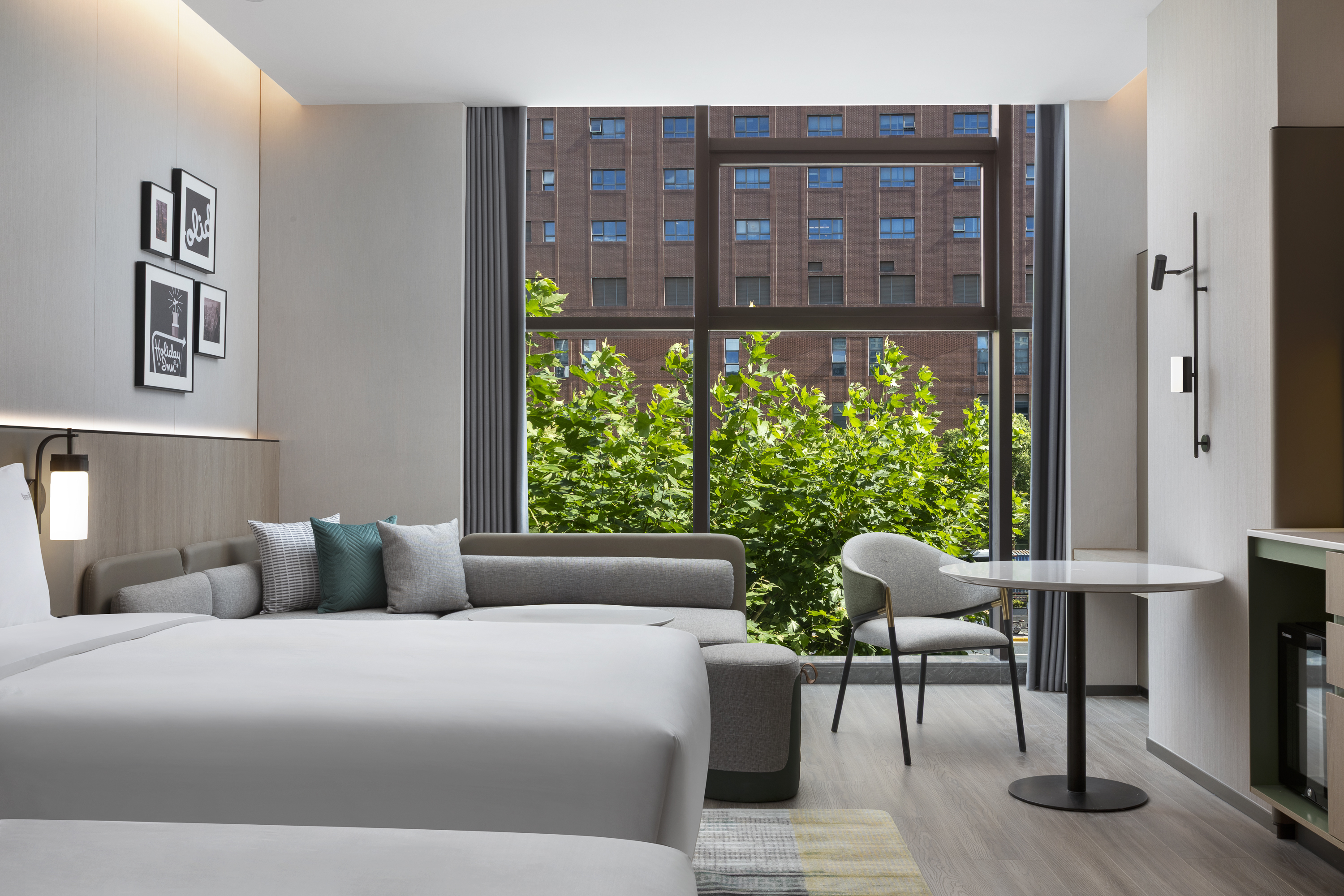 Double Premium with Views