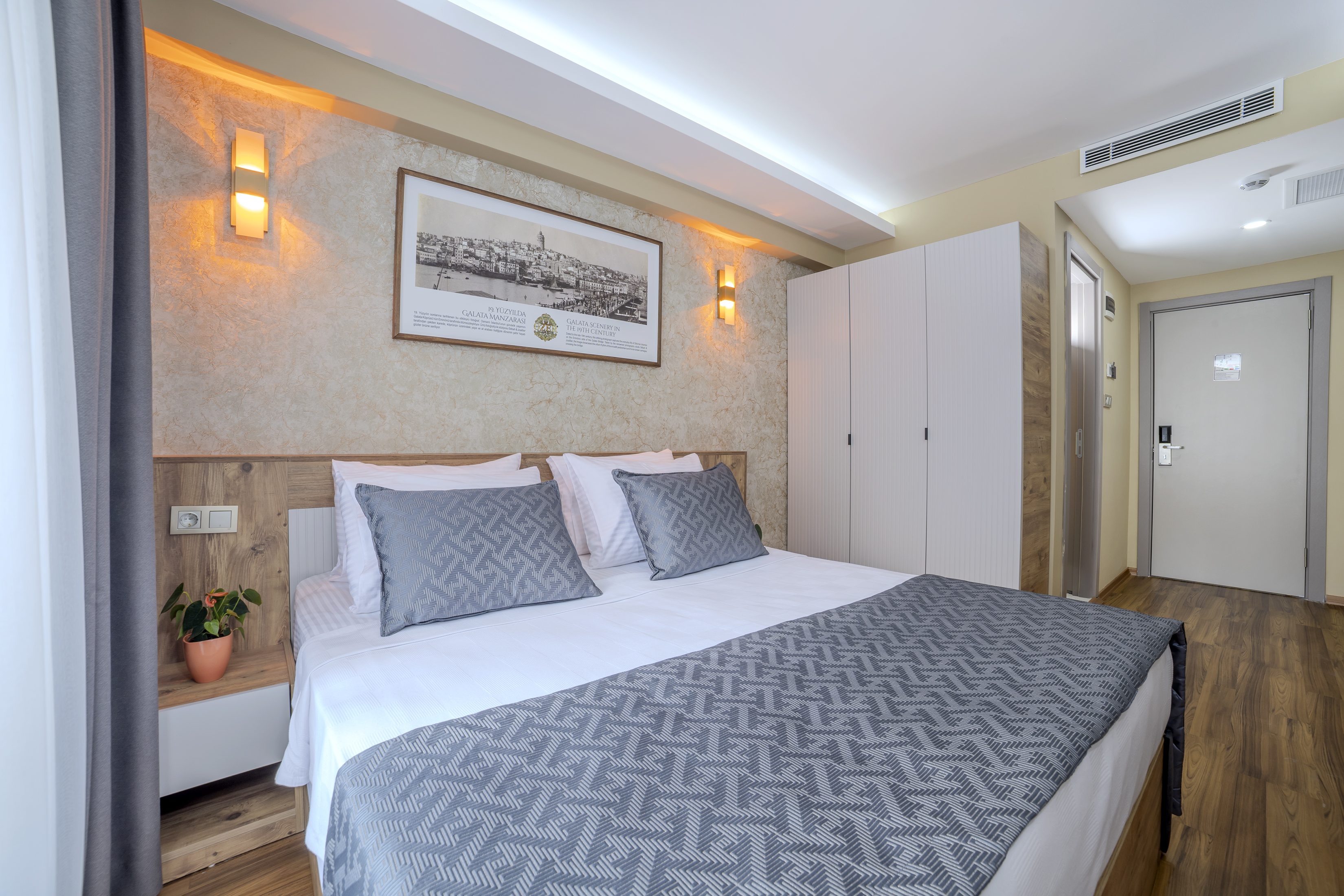 Double or Twin Standard