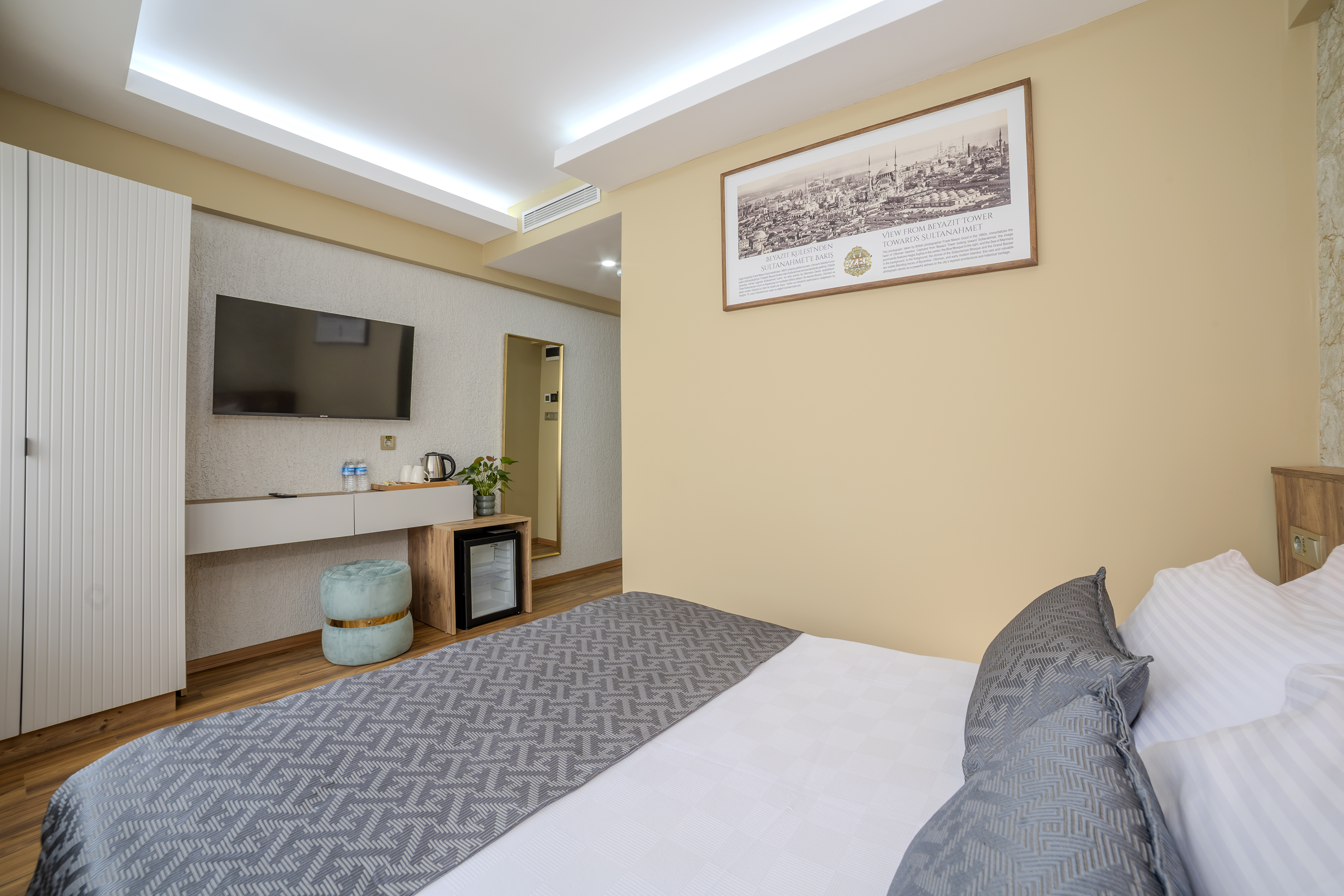 Double or Twin Standard