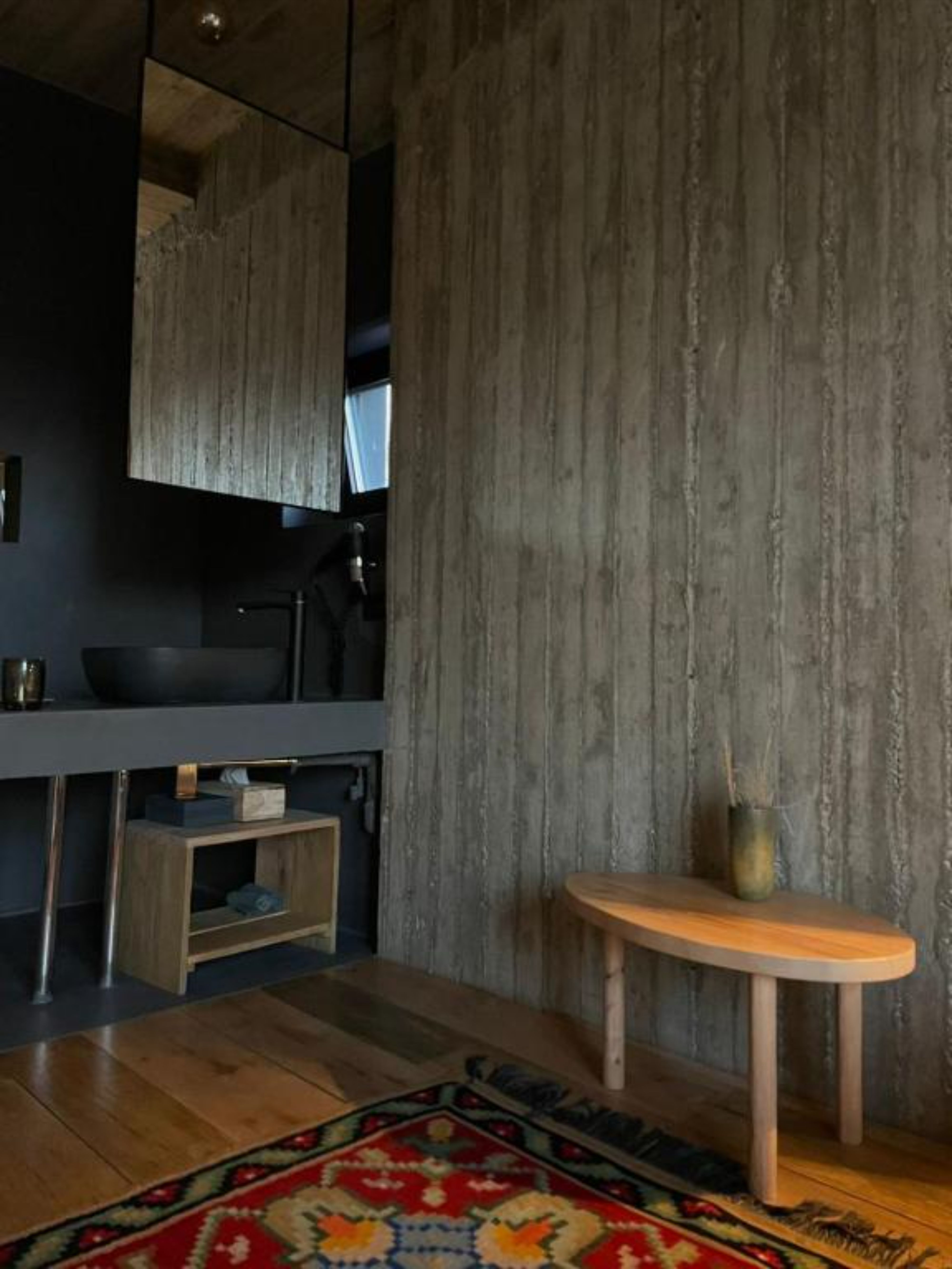 Double Deluxe One Bed