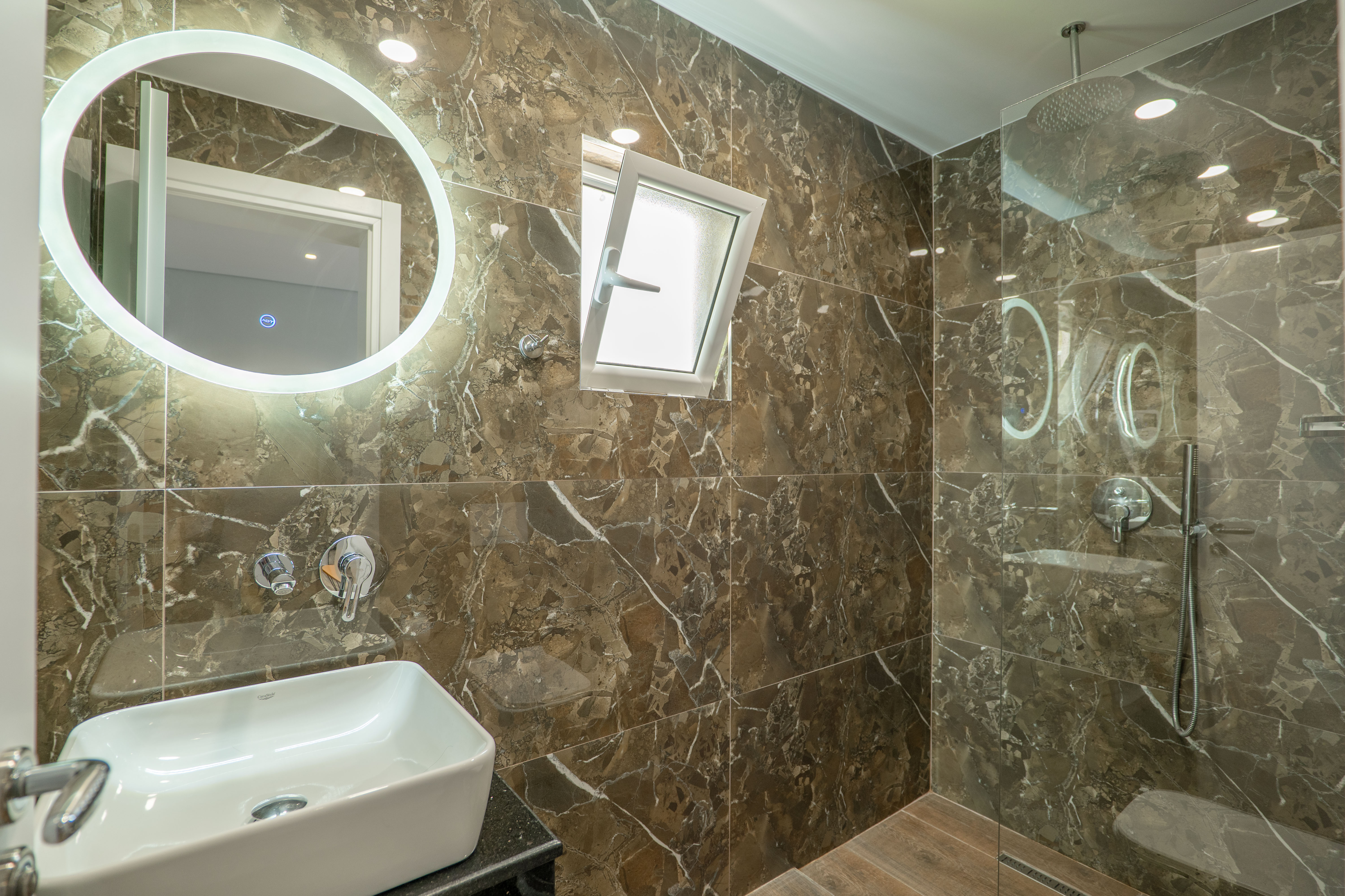 Double Side Sea View with Balcony