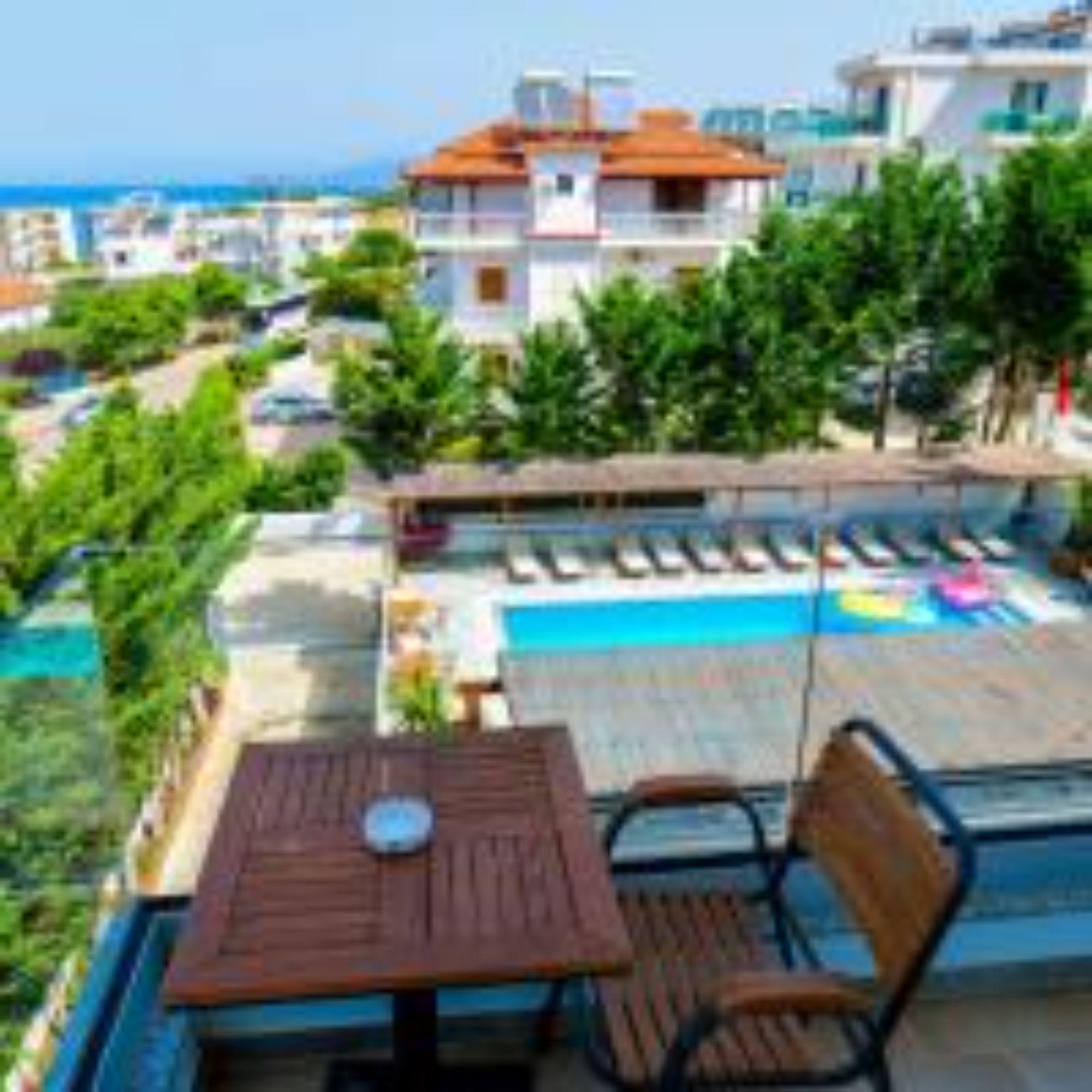 Suite Queen Size Bed