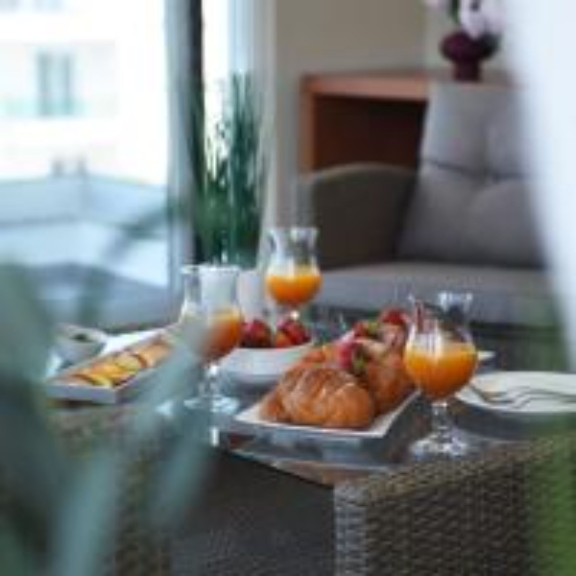 Suite Queen Size Bed