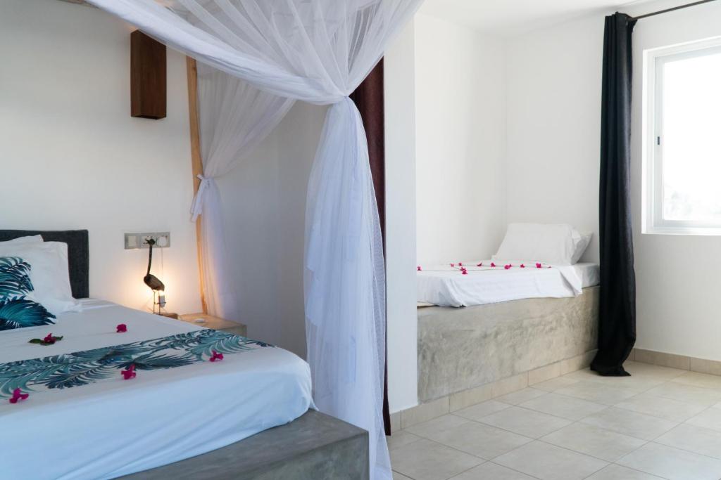 Quadruple Side Sea View