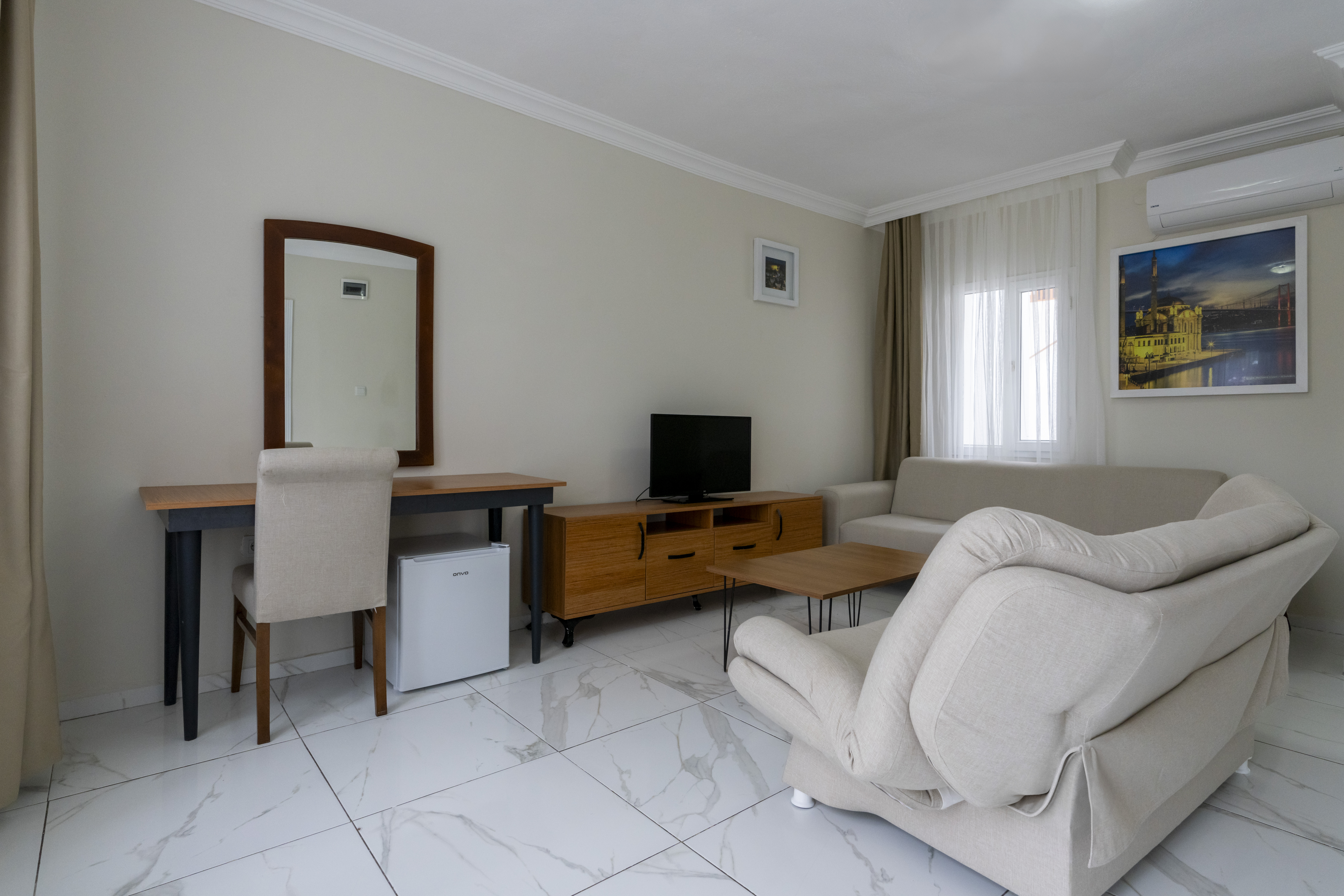 Family Room Superior One Bedroom