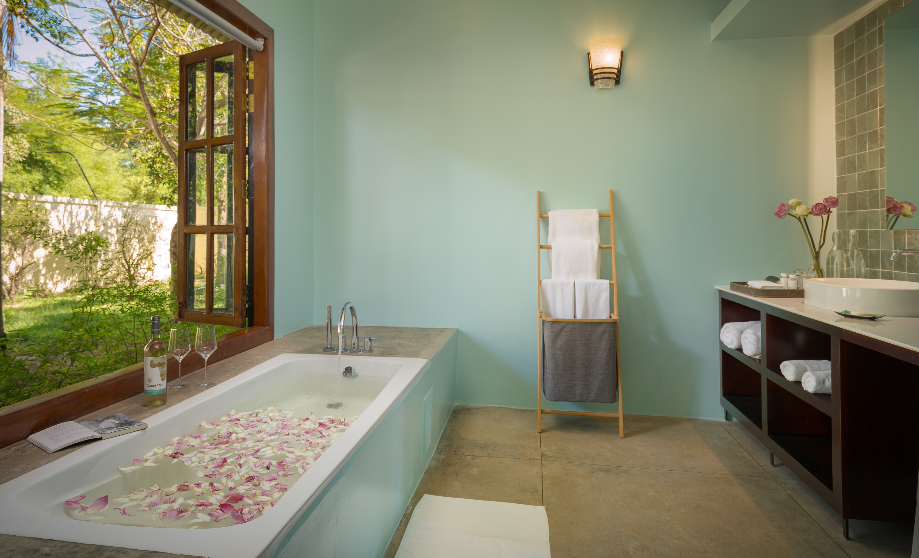 Villa Two Bedrooms Two Bathrooms