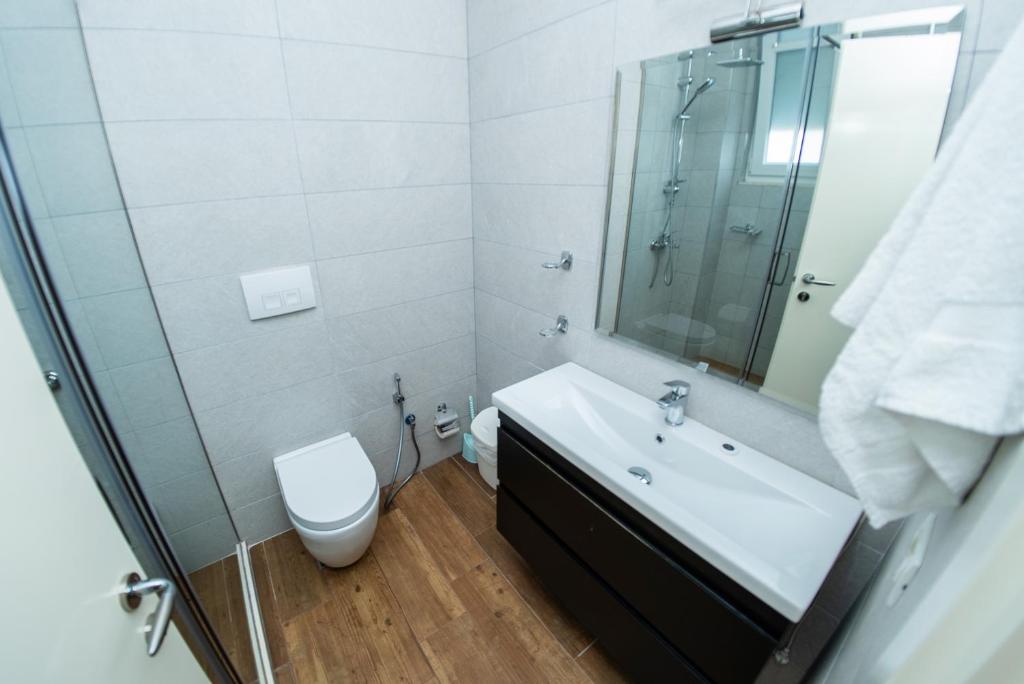 Junior Suite Basement