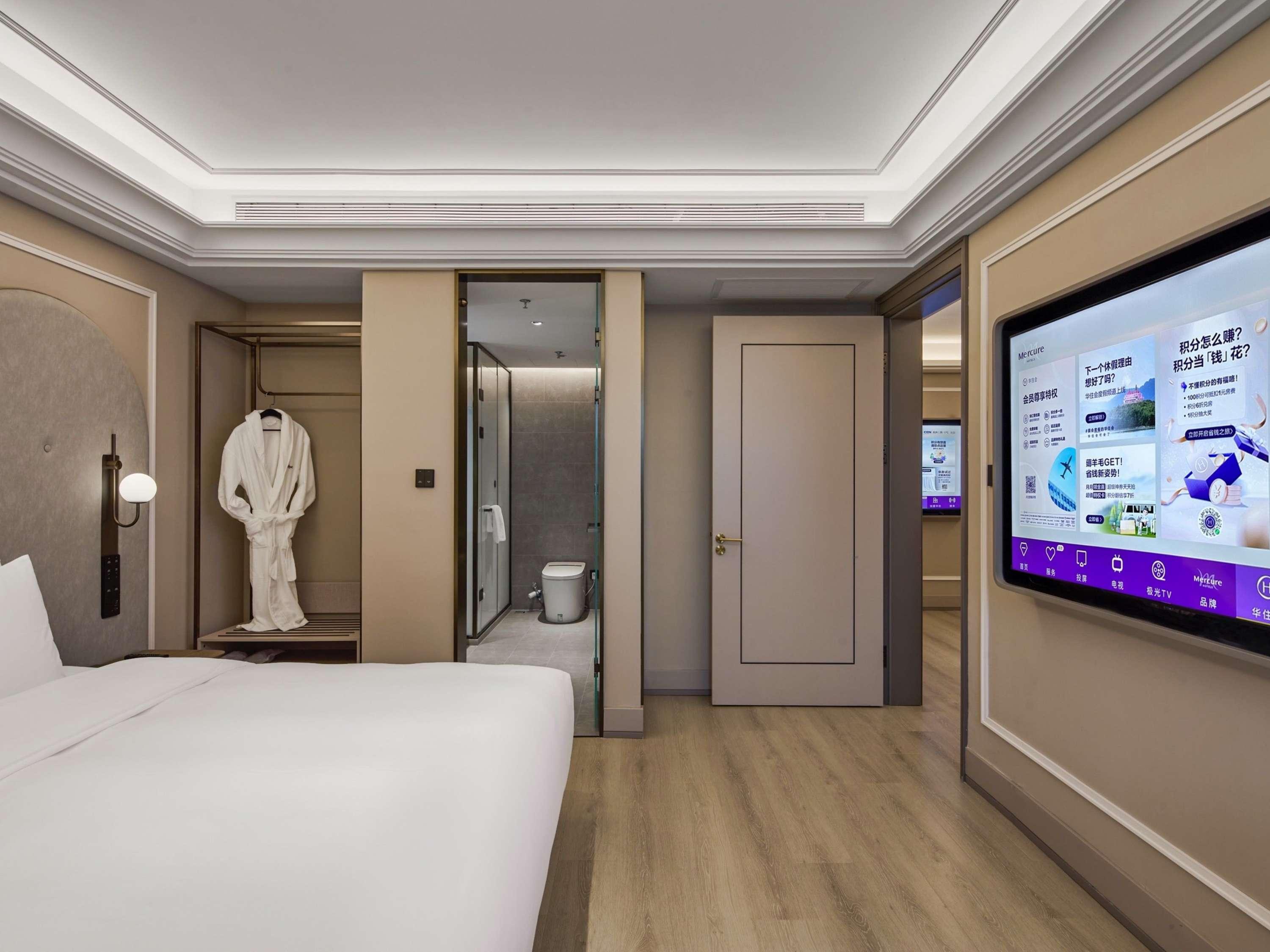 Double King Size Bed