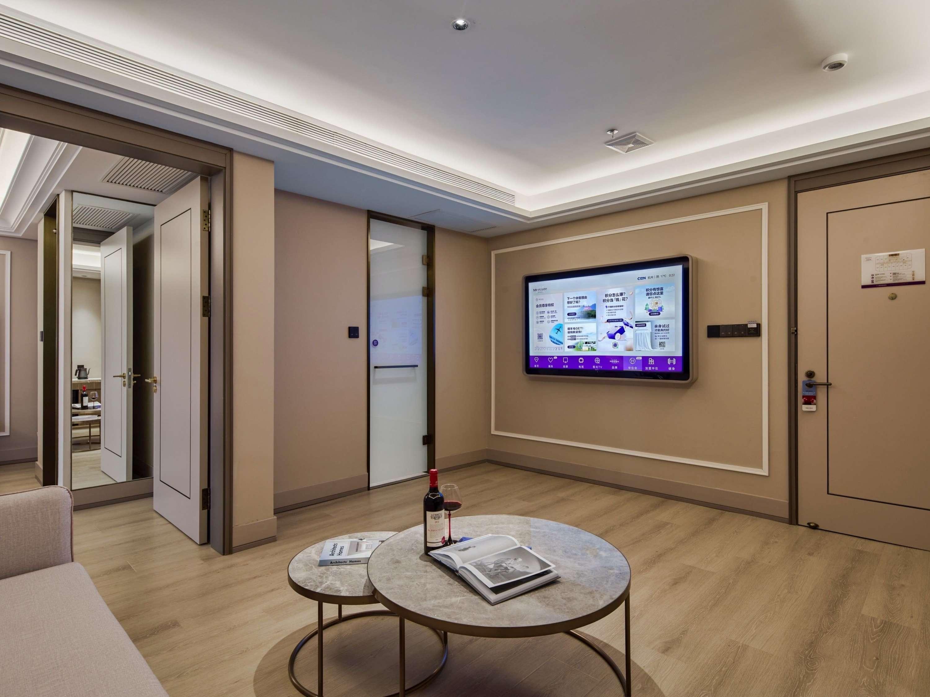 Double Superior King Bed