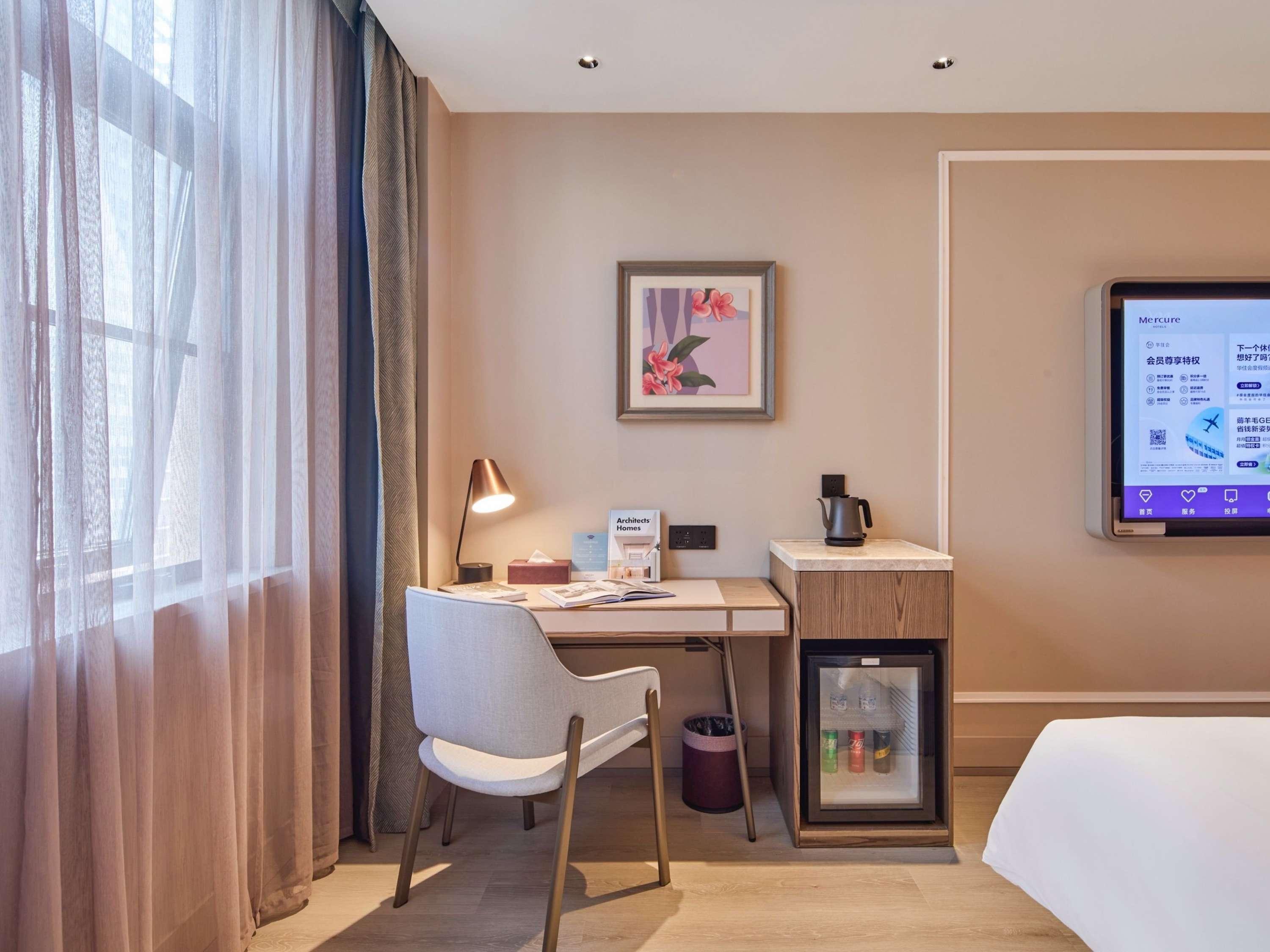 Double Superior King Bed