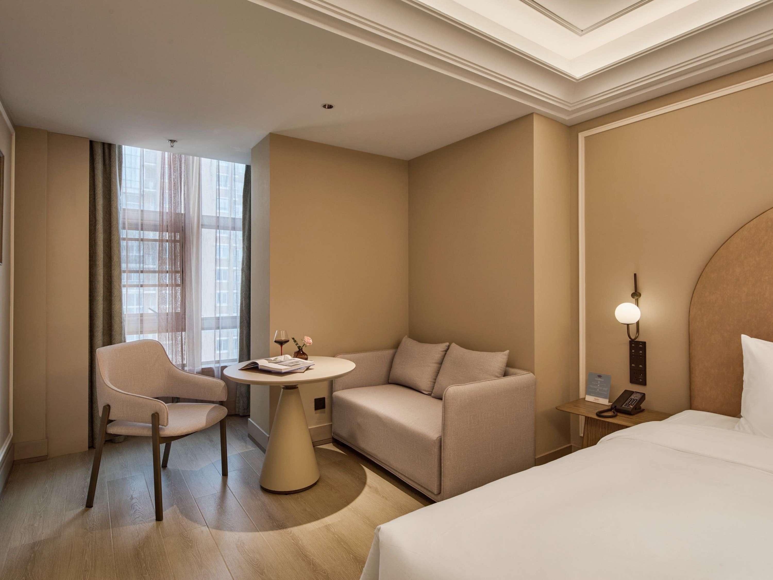 Double Superior King Bed