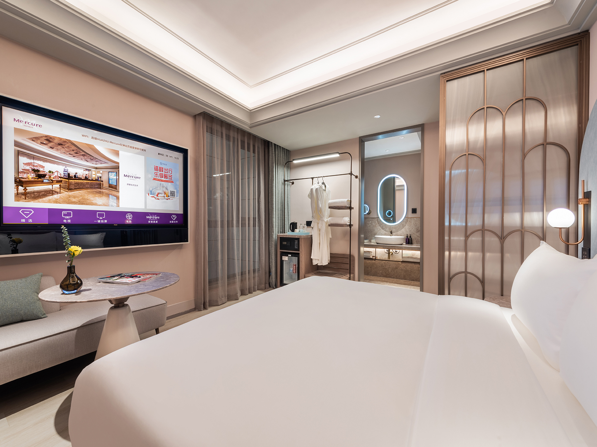 Double King Size Bed