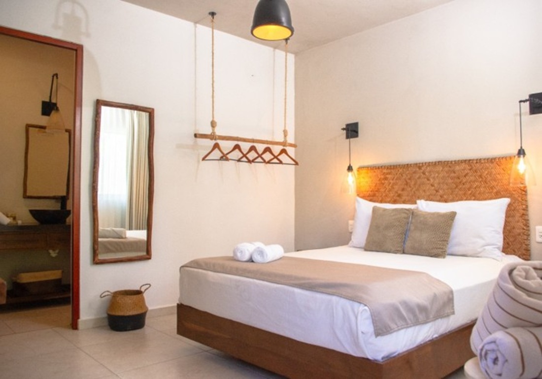 Double Queen Size Bed