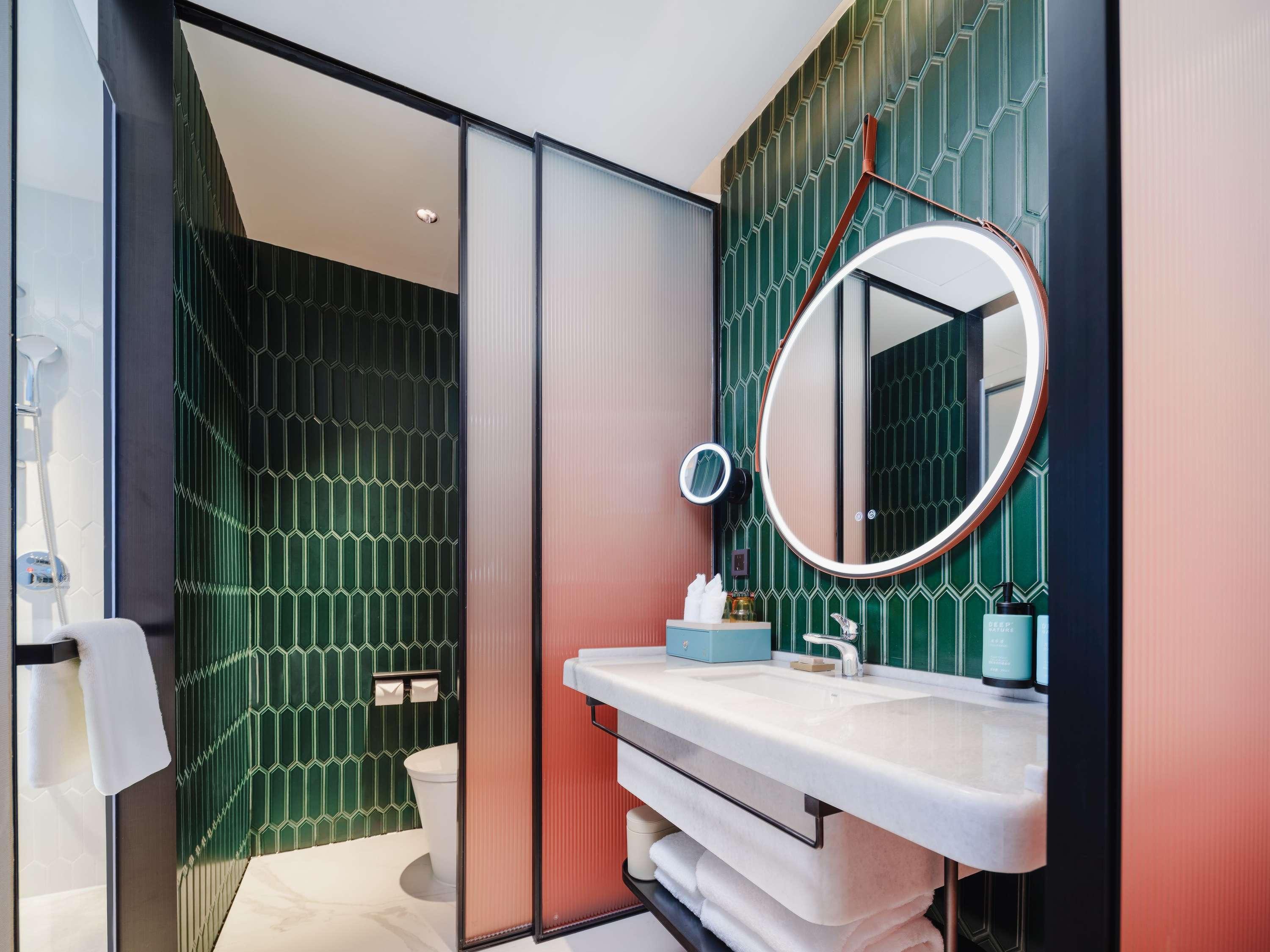 Double Executive King Bed