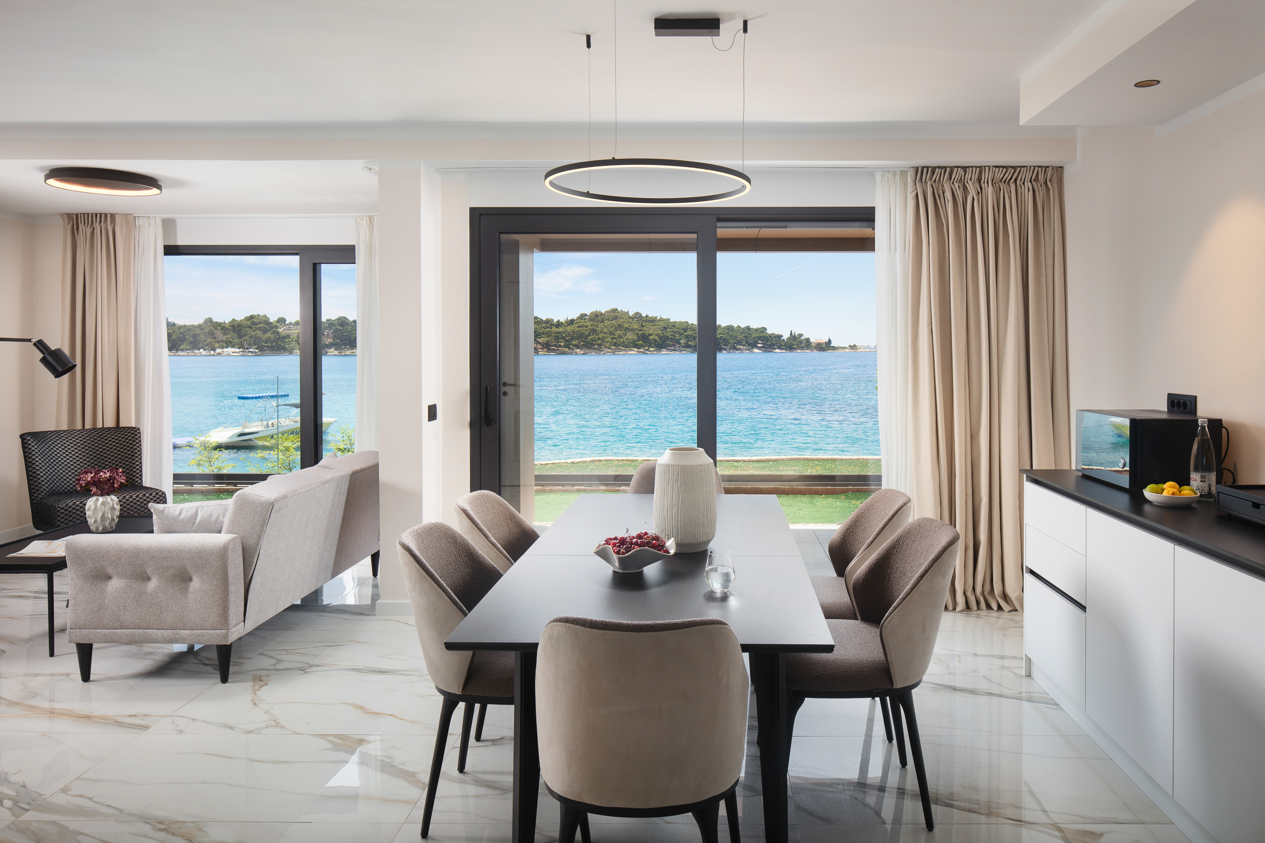 Suite Executive Three Bedrooms