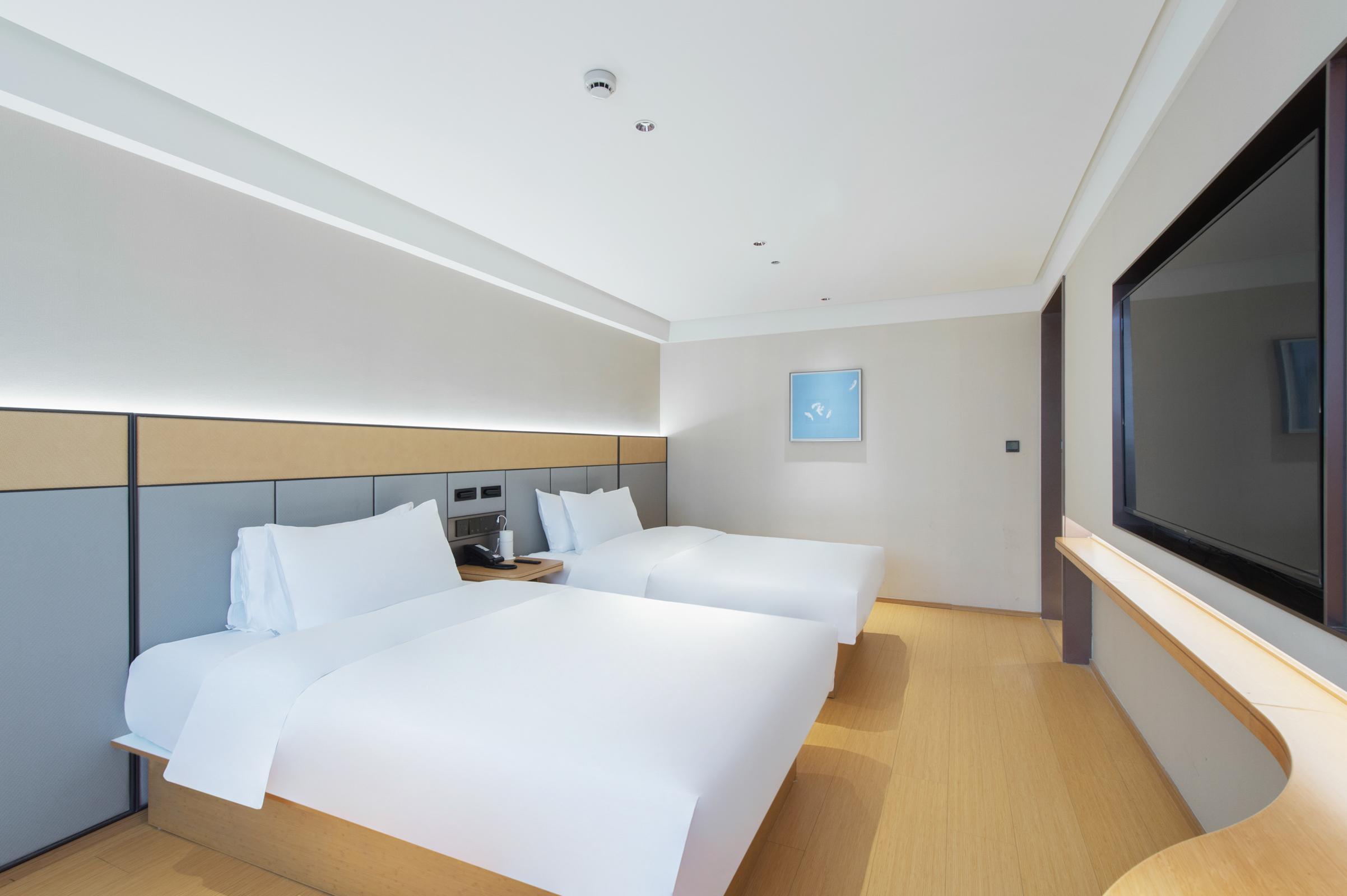 Family Room Standard