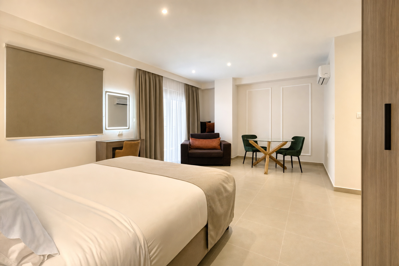 Suite Capacity 4