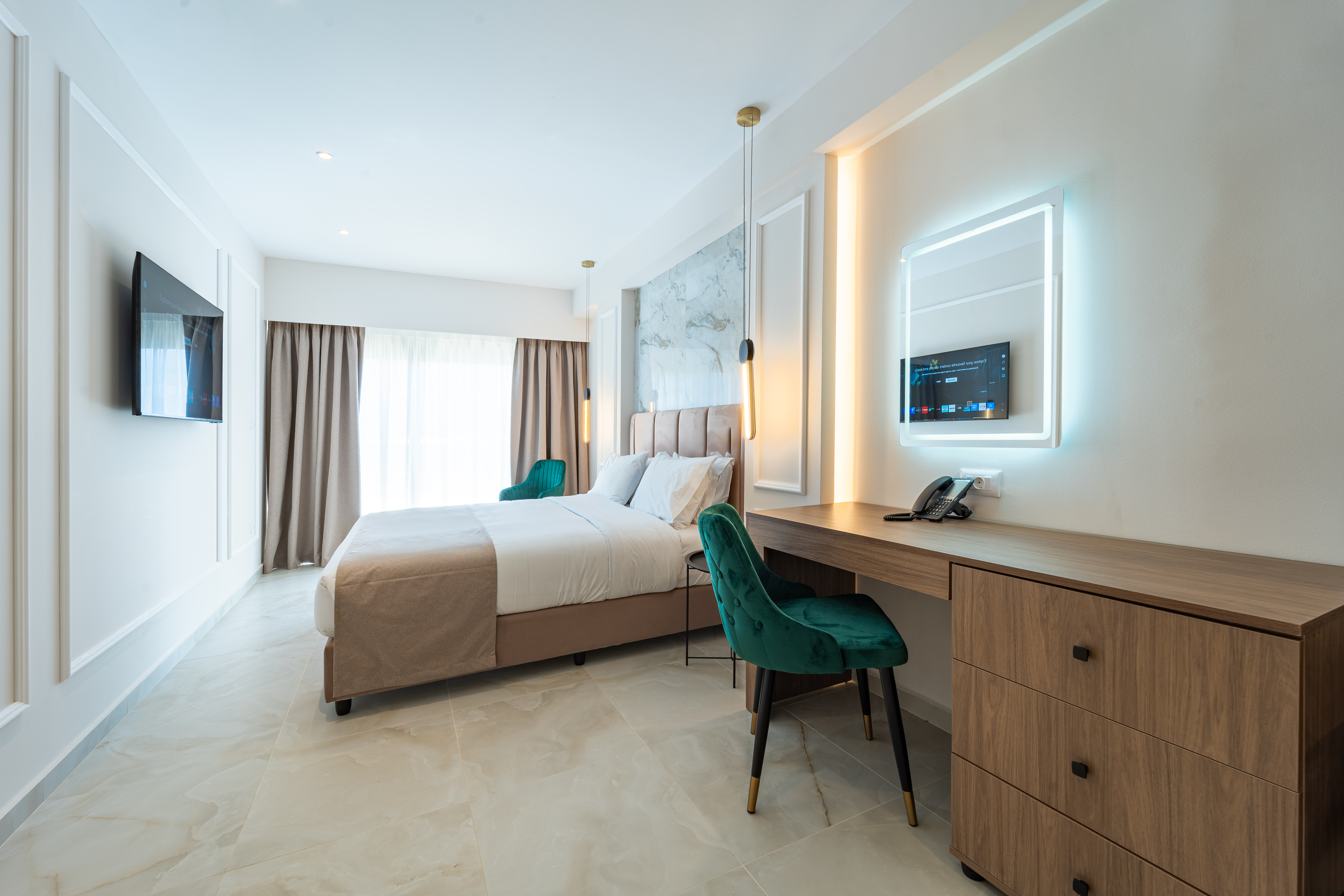 Suite Deluxe Two Beds