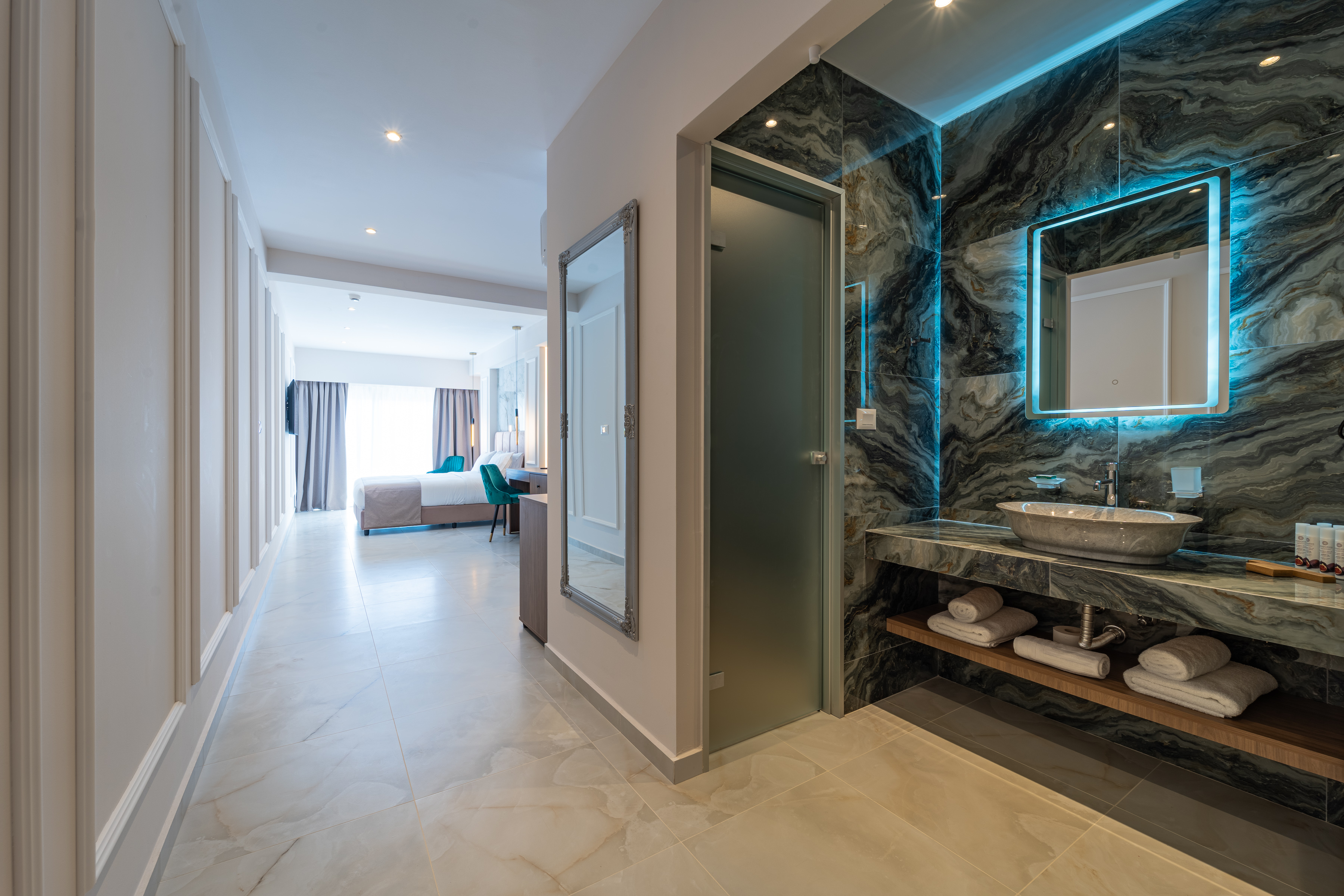 Suite Deluxe Two Beds