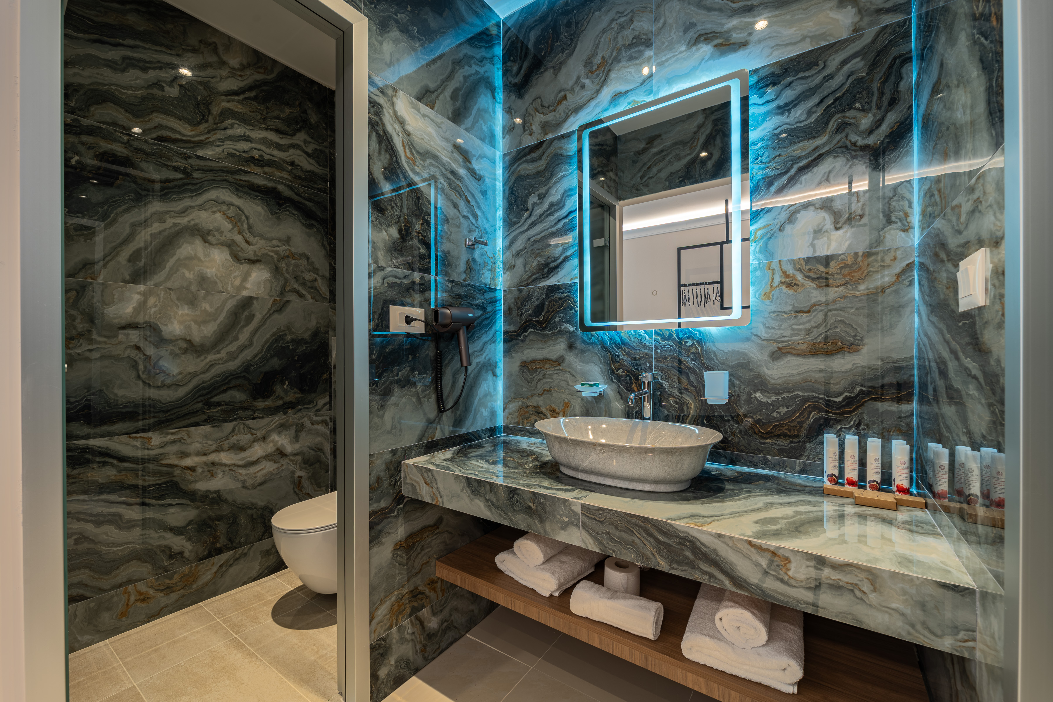 Suite Deluxe Two Beds