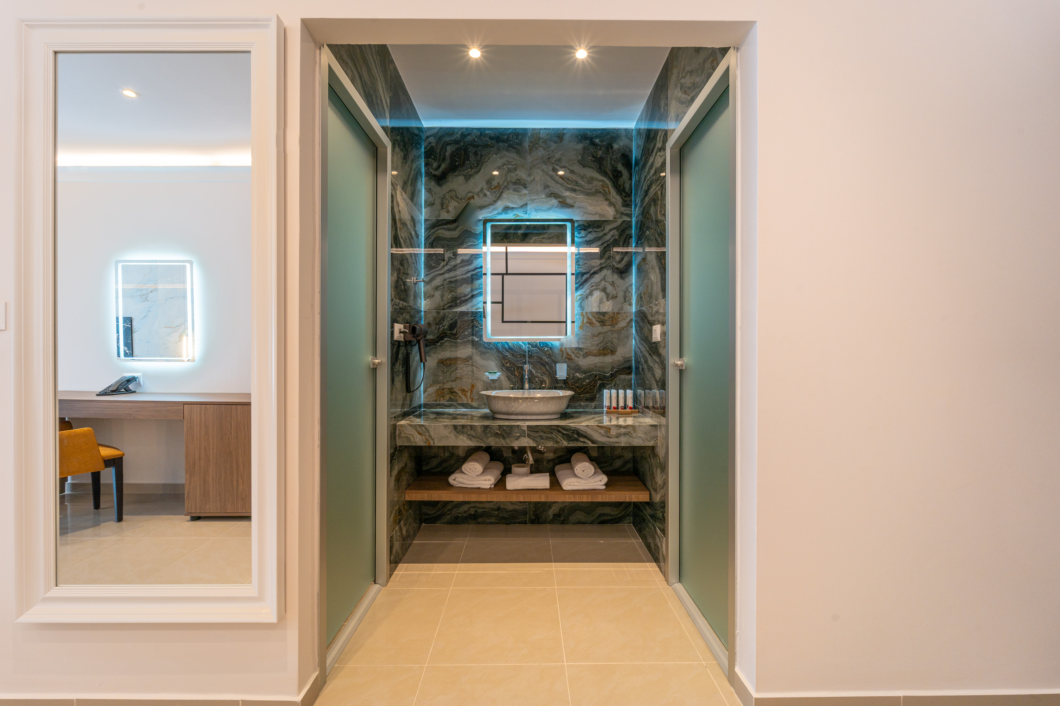 Suite Deluxe Two Beds