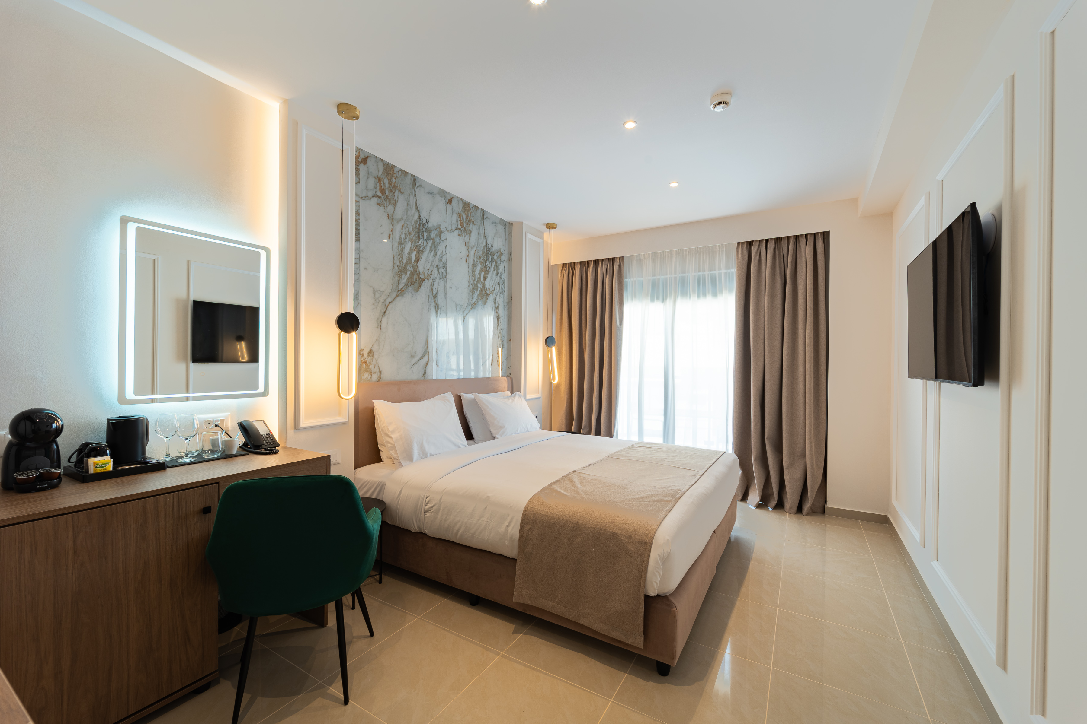 Double or Twin Standard