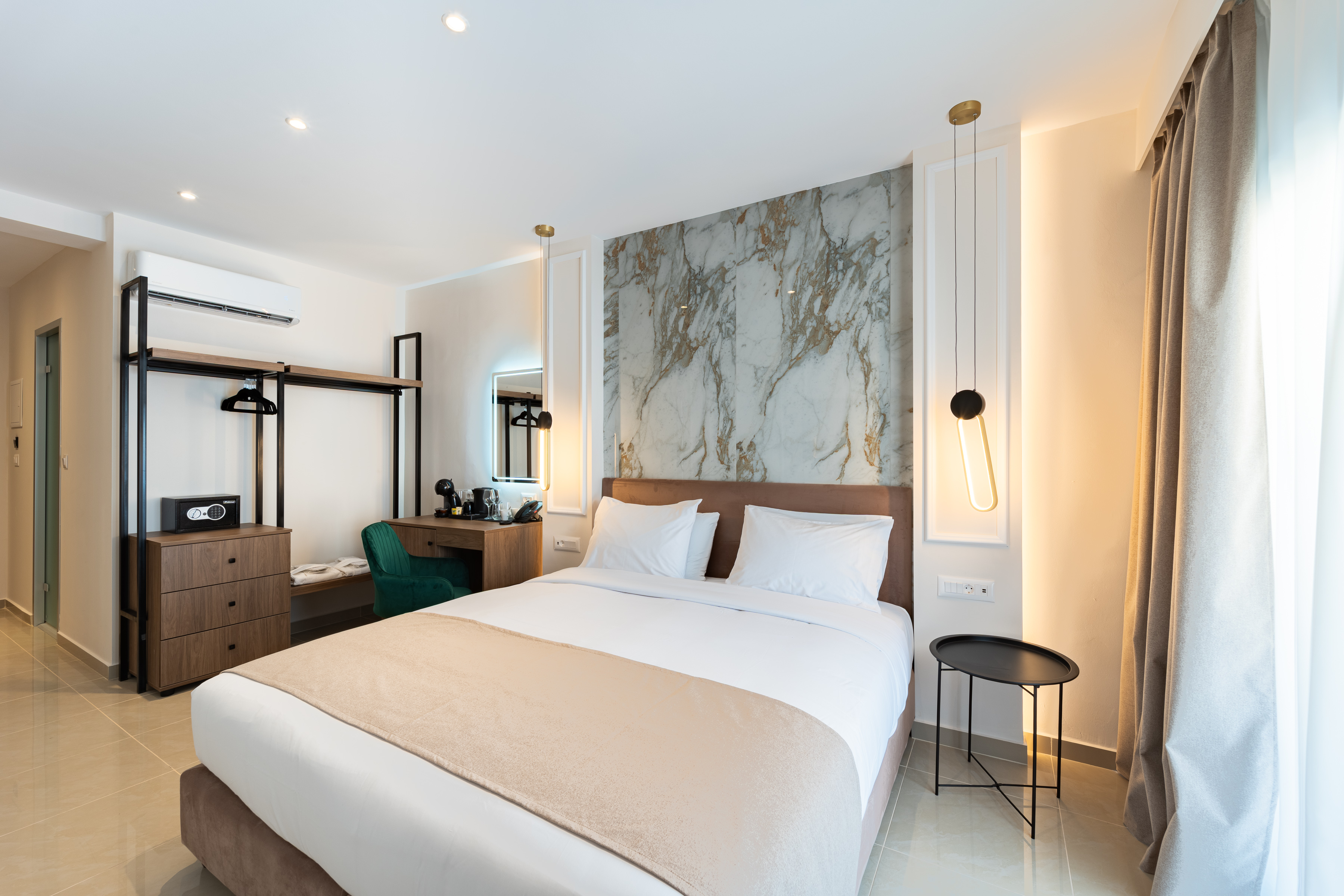 Double or Twin Standard