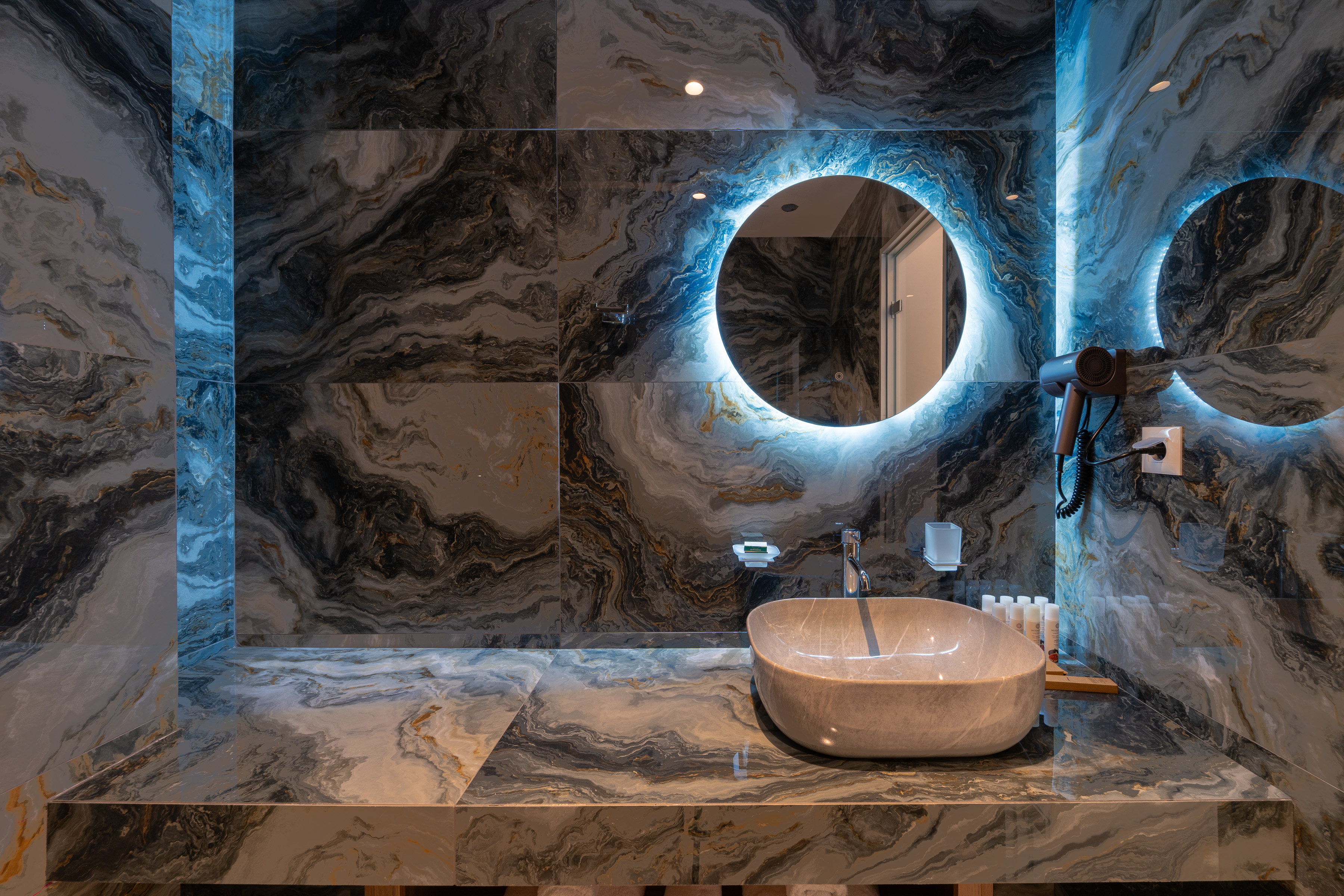 Double or Twin Standard