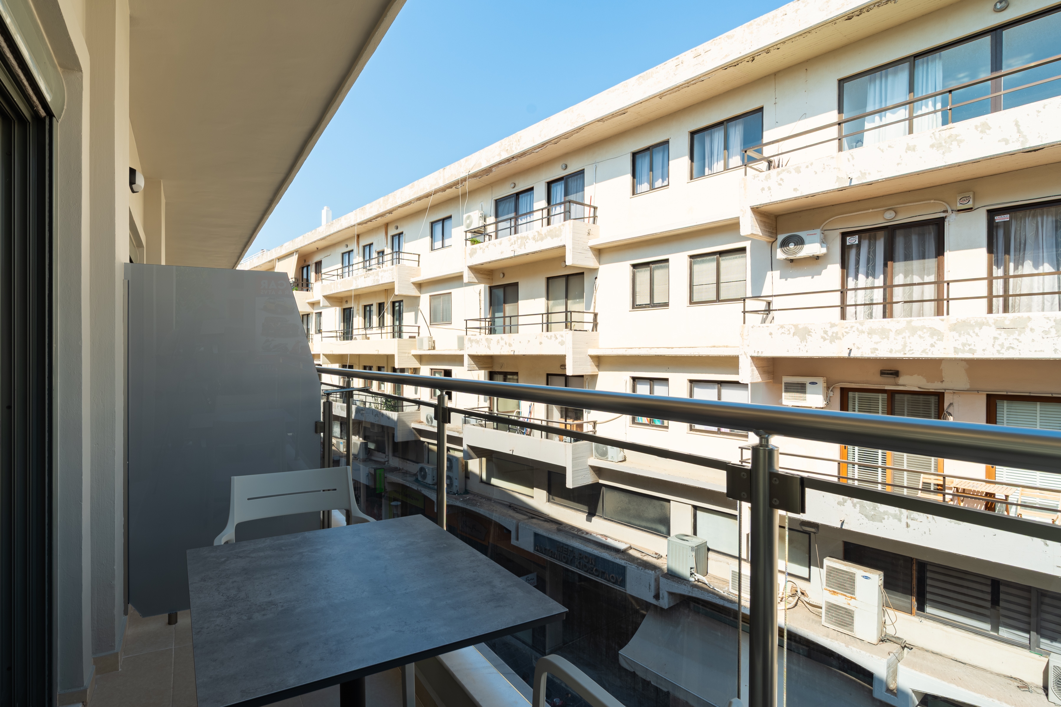 Double or Twin Deluxe Two Beds