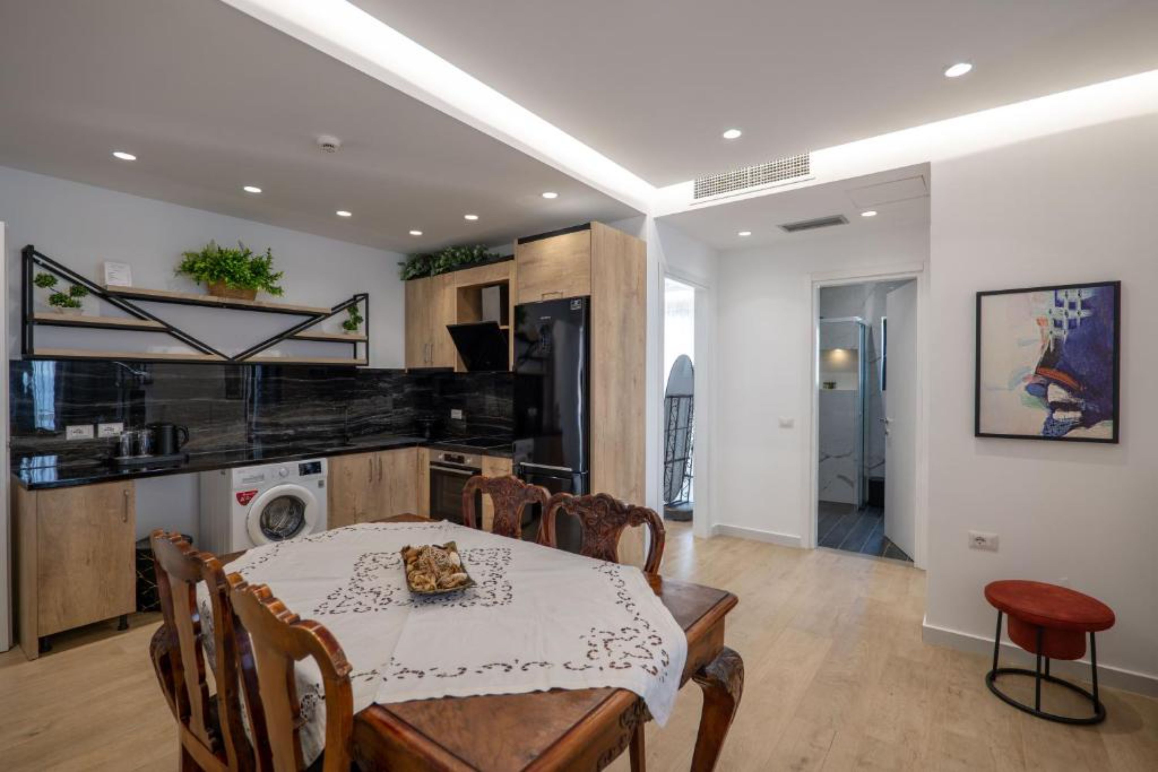 Suite Two Bedrooms One Bathroom