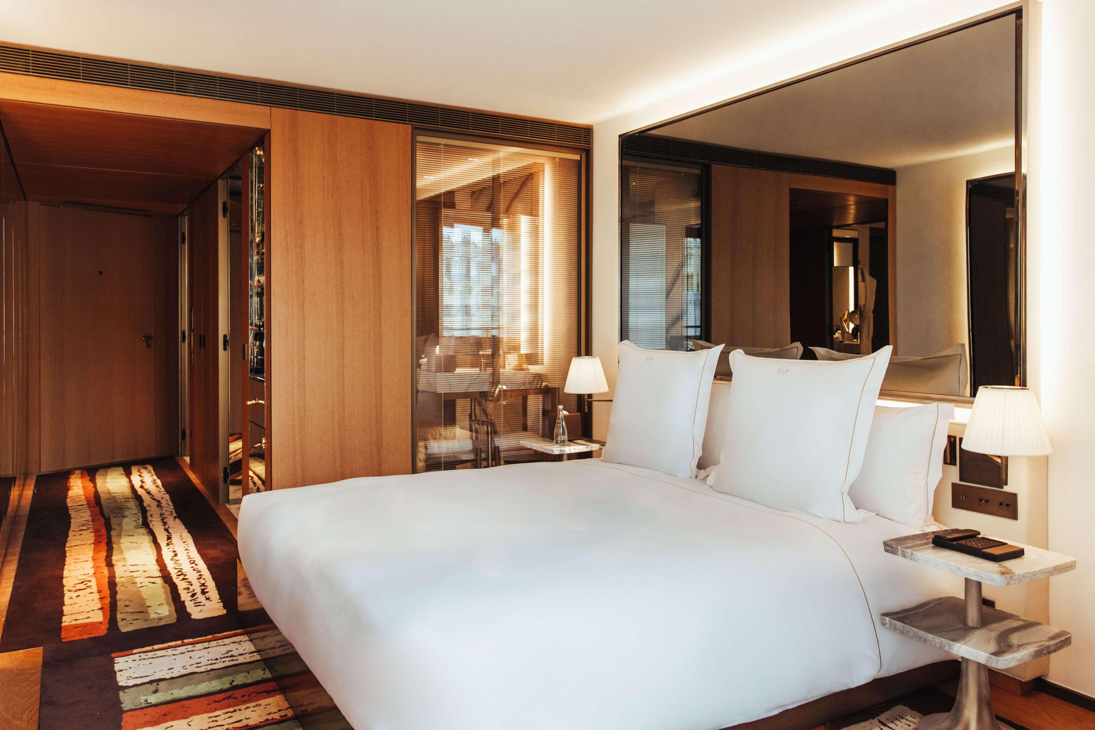 Double King Size Bed