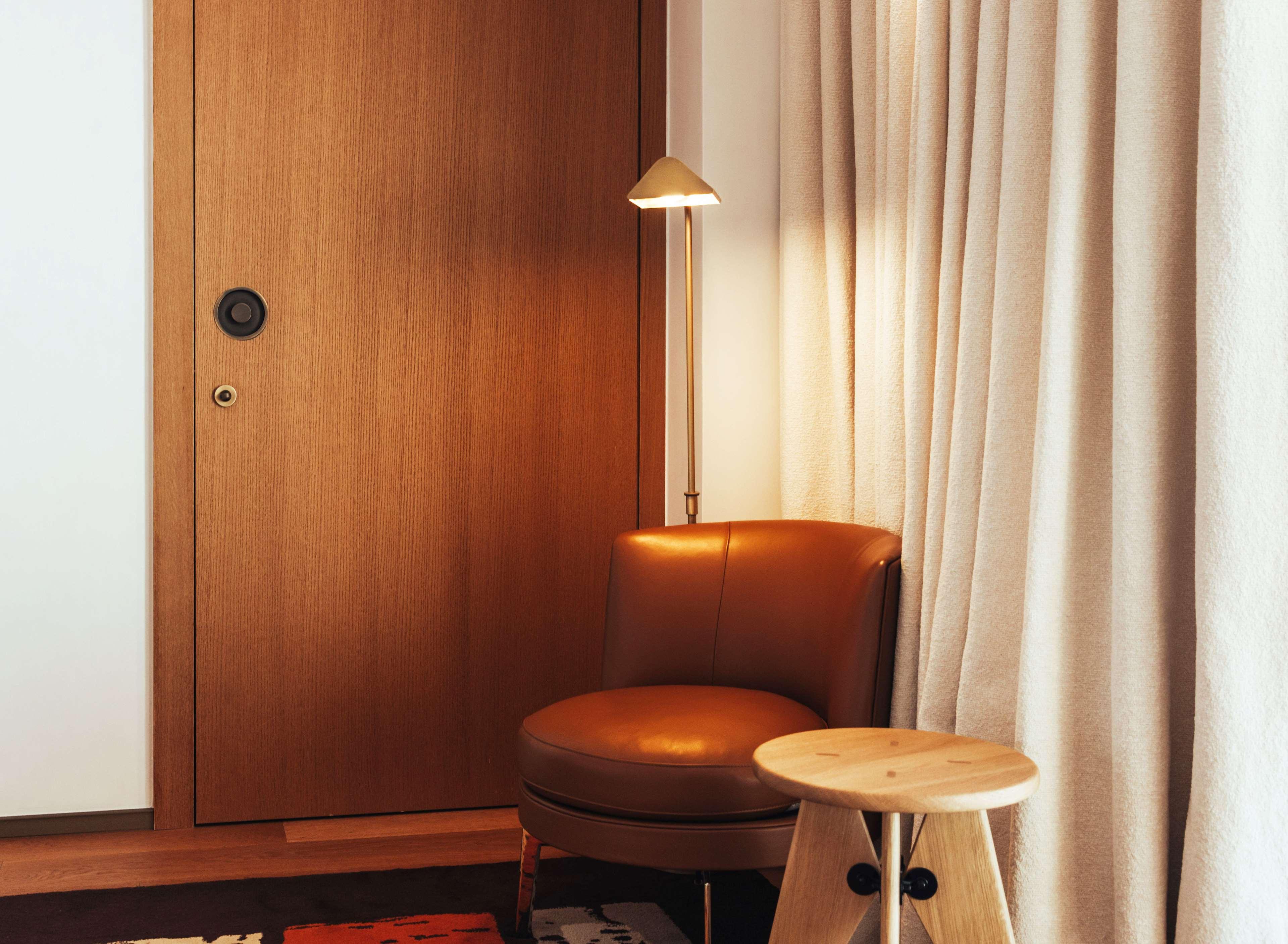 Junior Suite King Size Bed