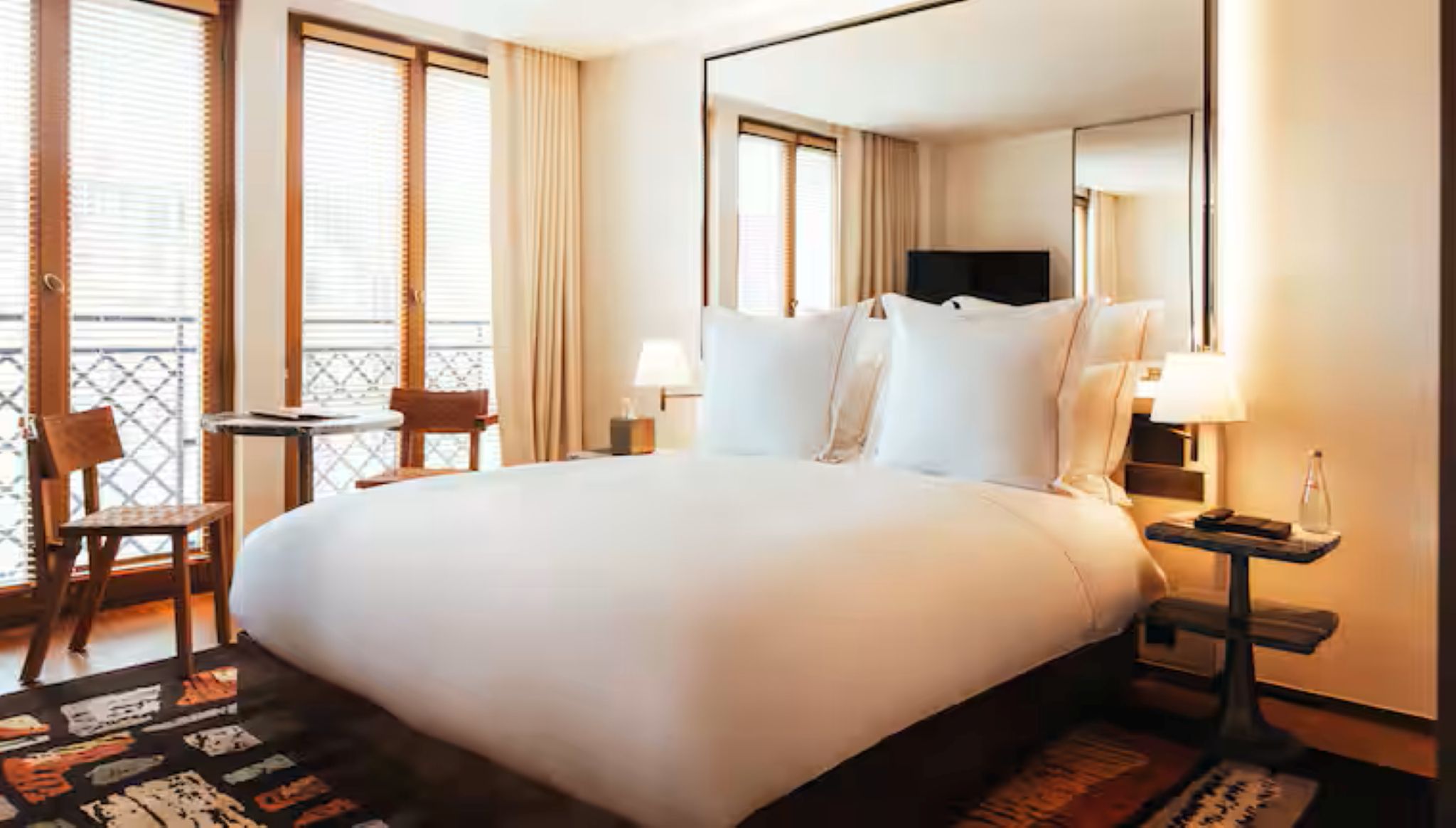 Double Deluxe Queen Bed