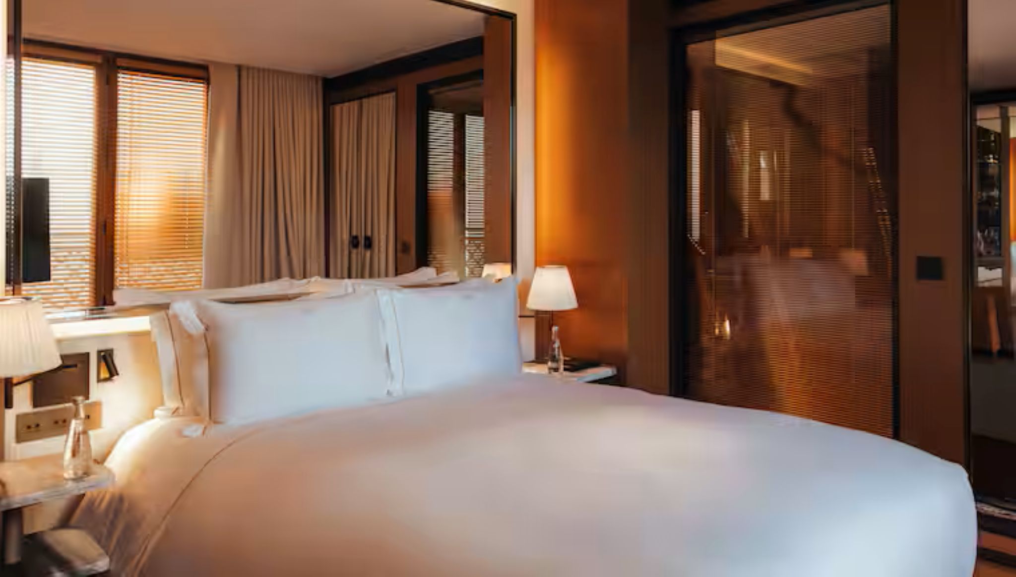 Double Queen Size Bed