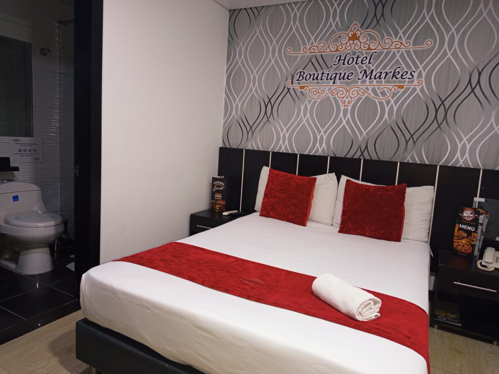 Double Deluxe King Bed