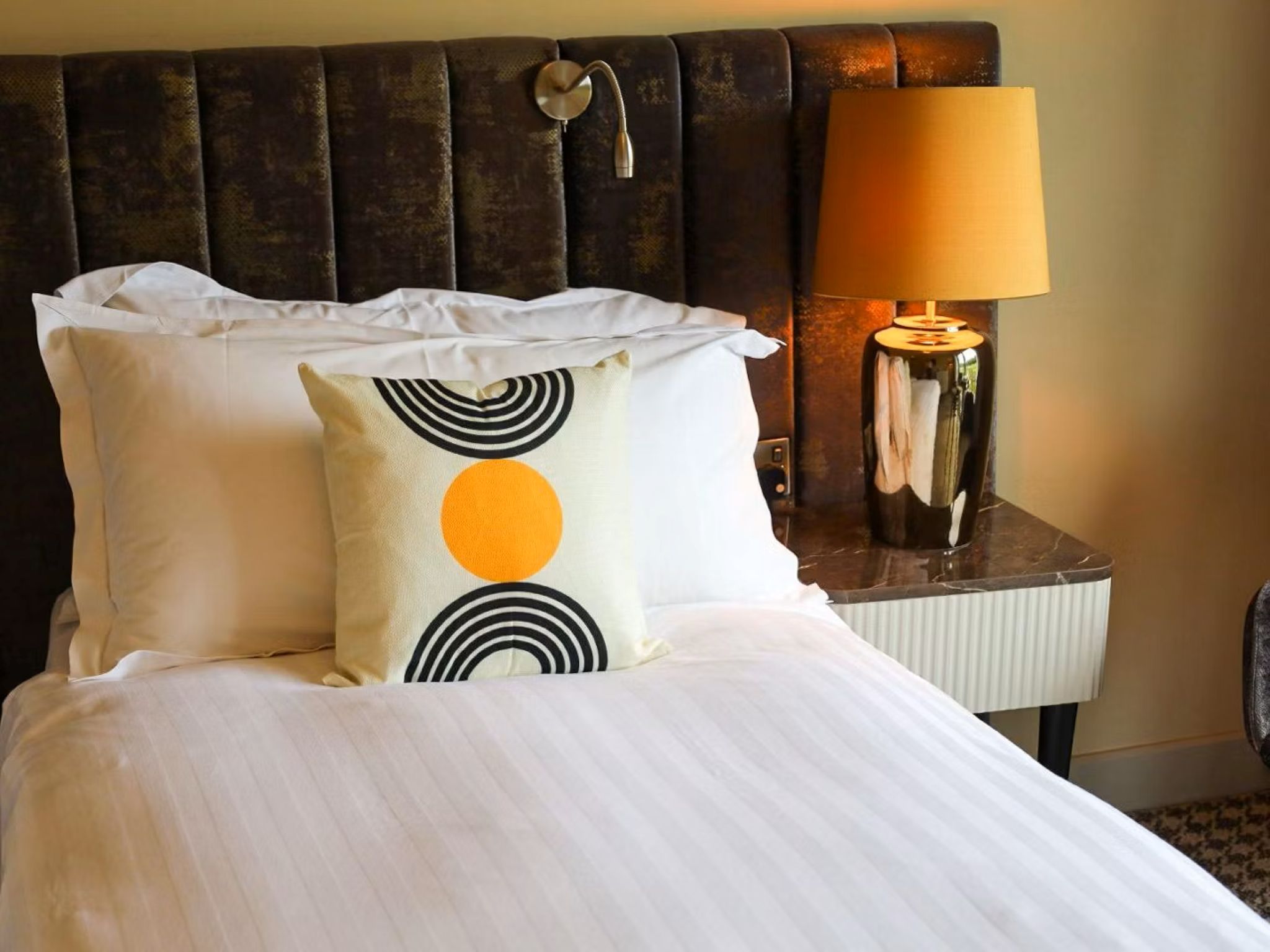 Twin with Terrace with Views