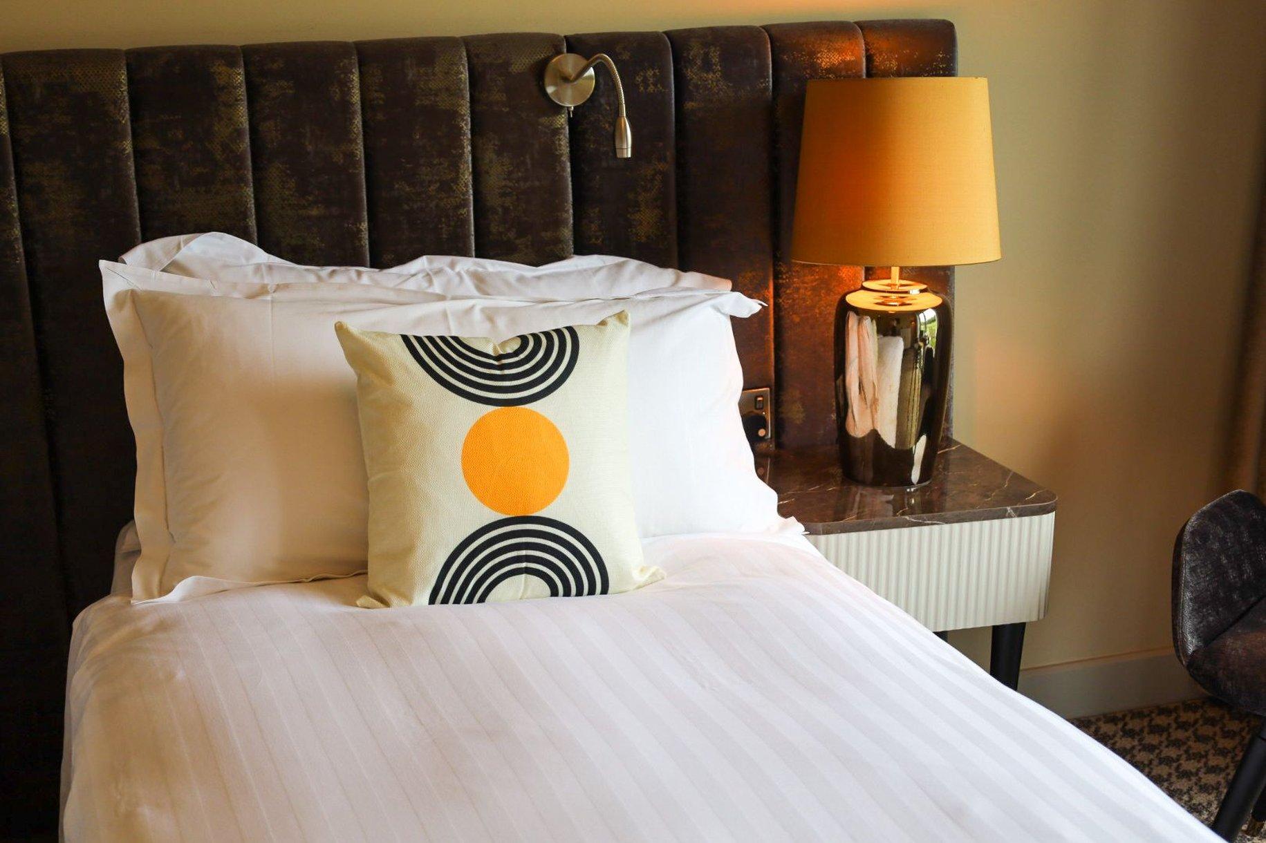 Twin with Terrace with Views