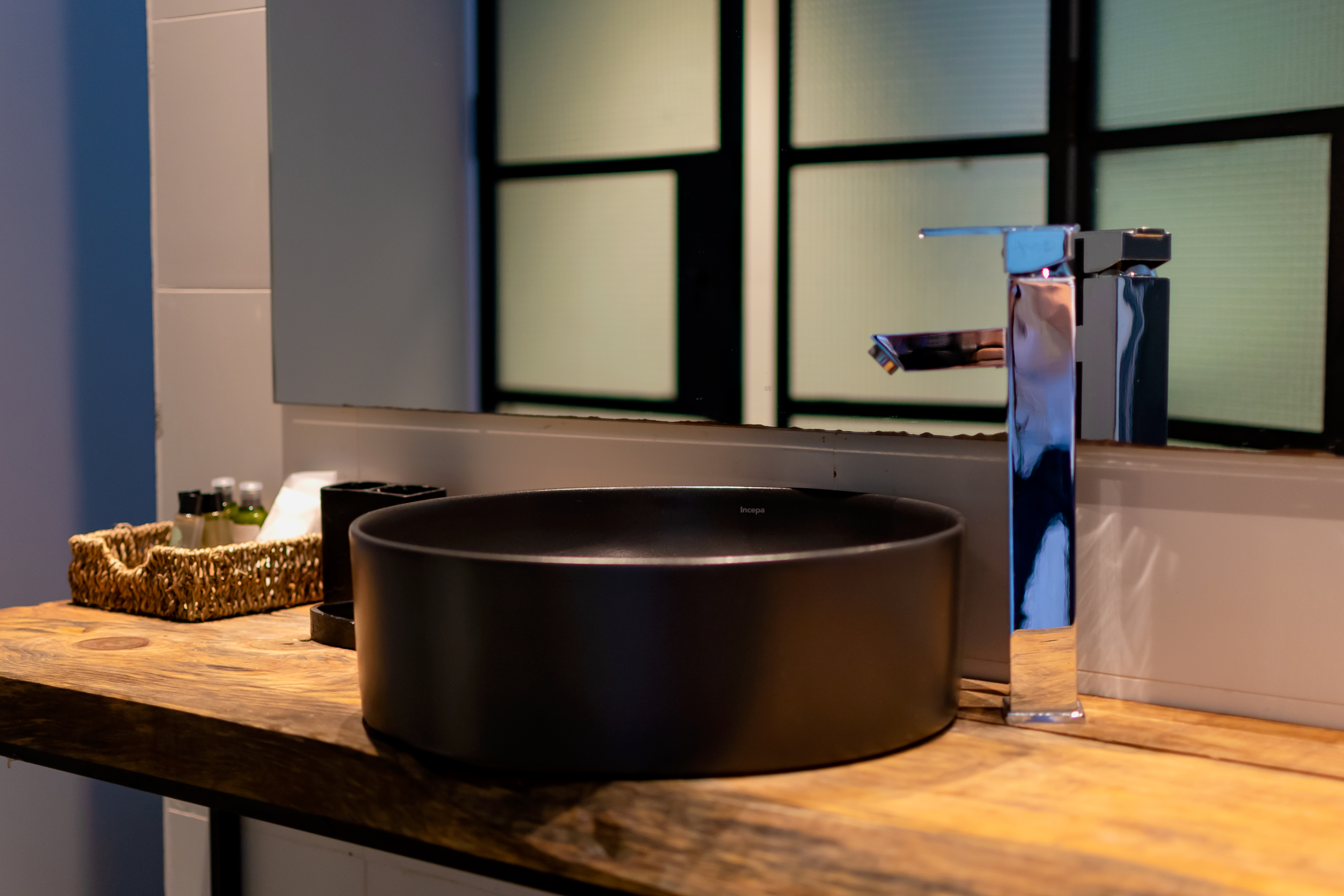 Double Deluxe King Bed