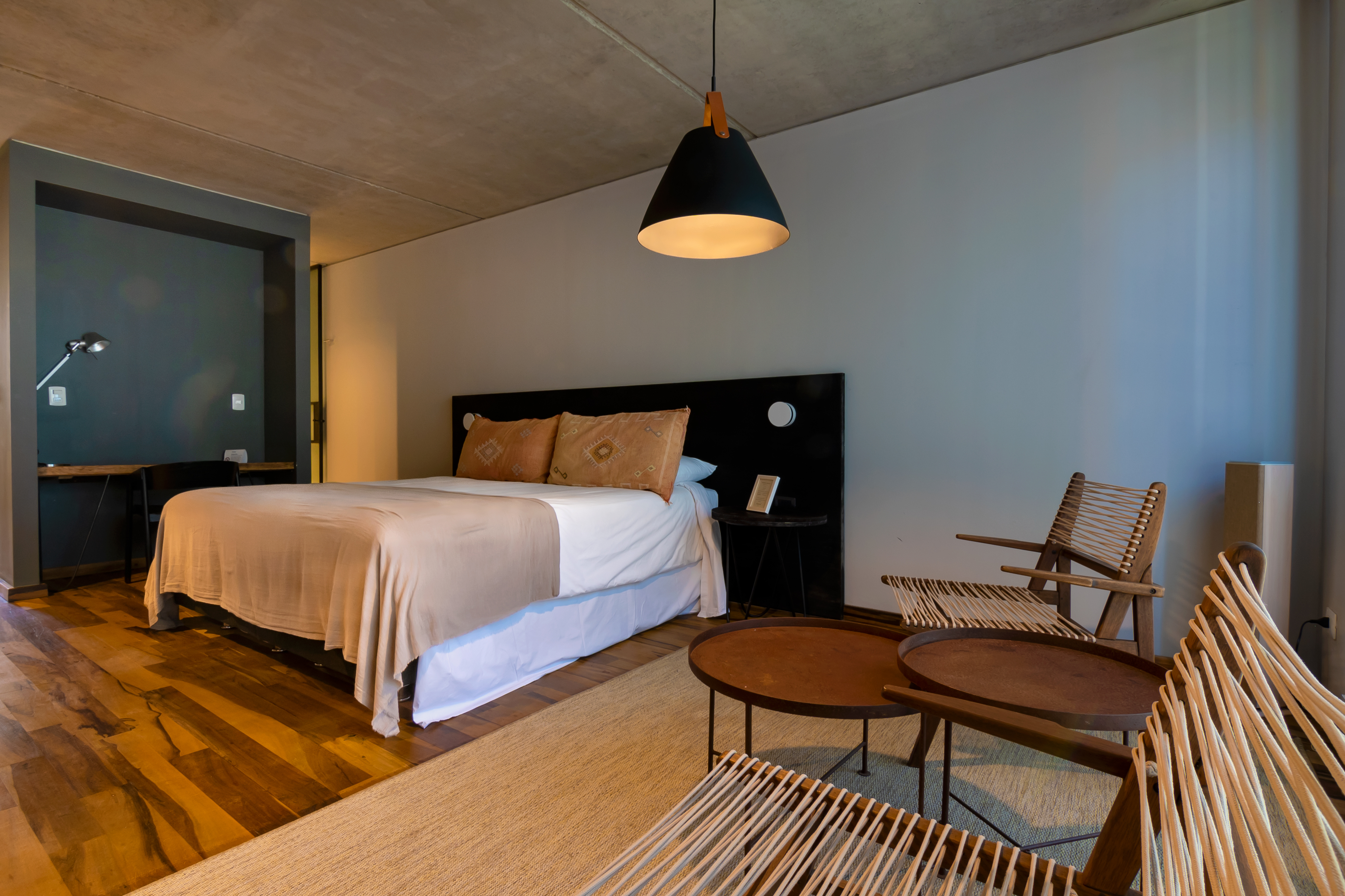 Double Deluxe King Bed