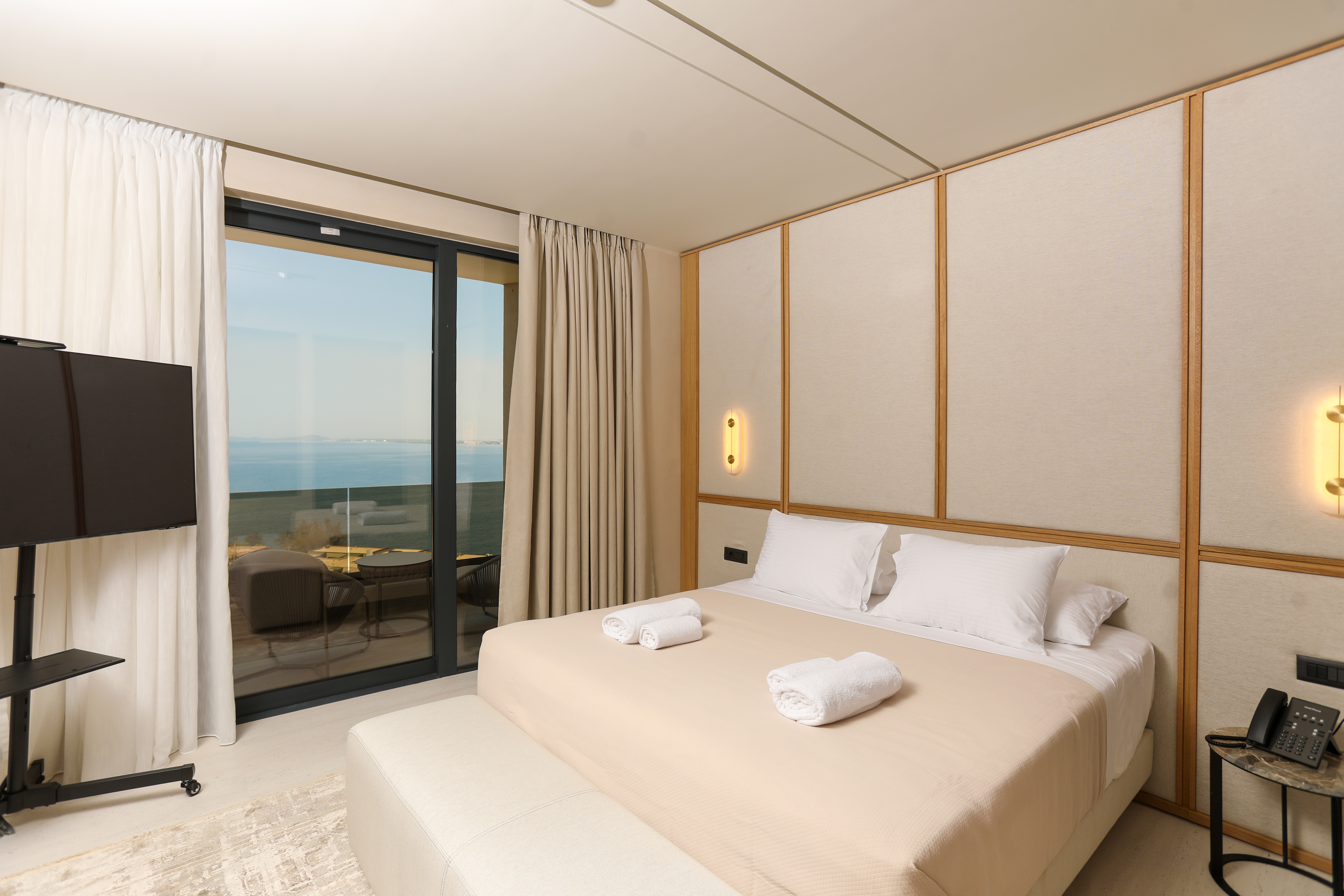Junior Suite Sea View with Air Conditioning
