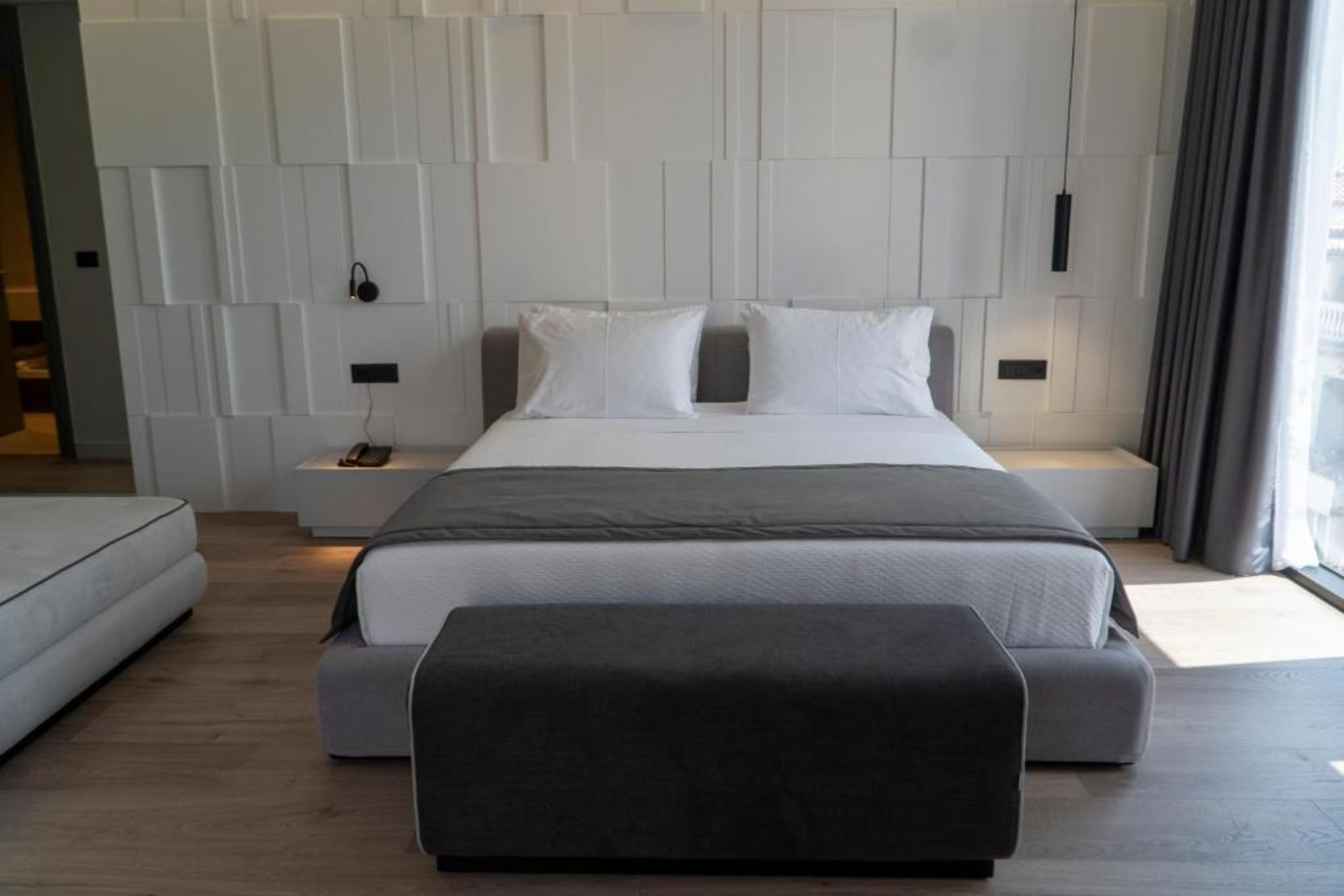 Suite with Air Conditioning