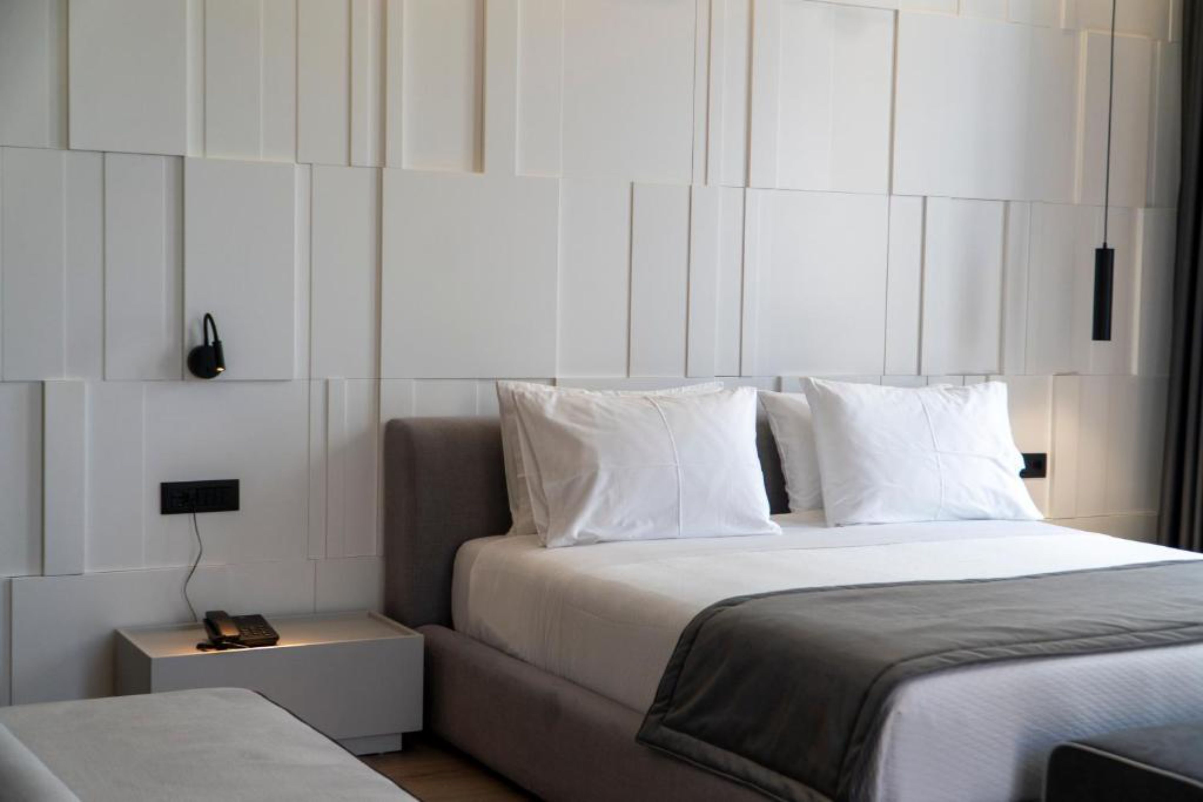 Suite with Air Conditioning