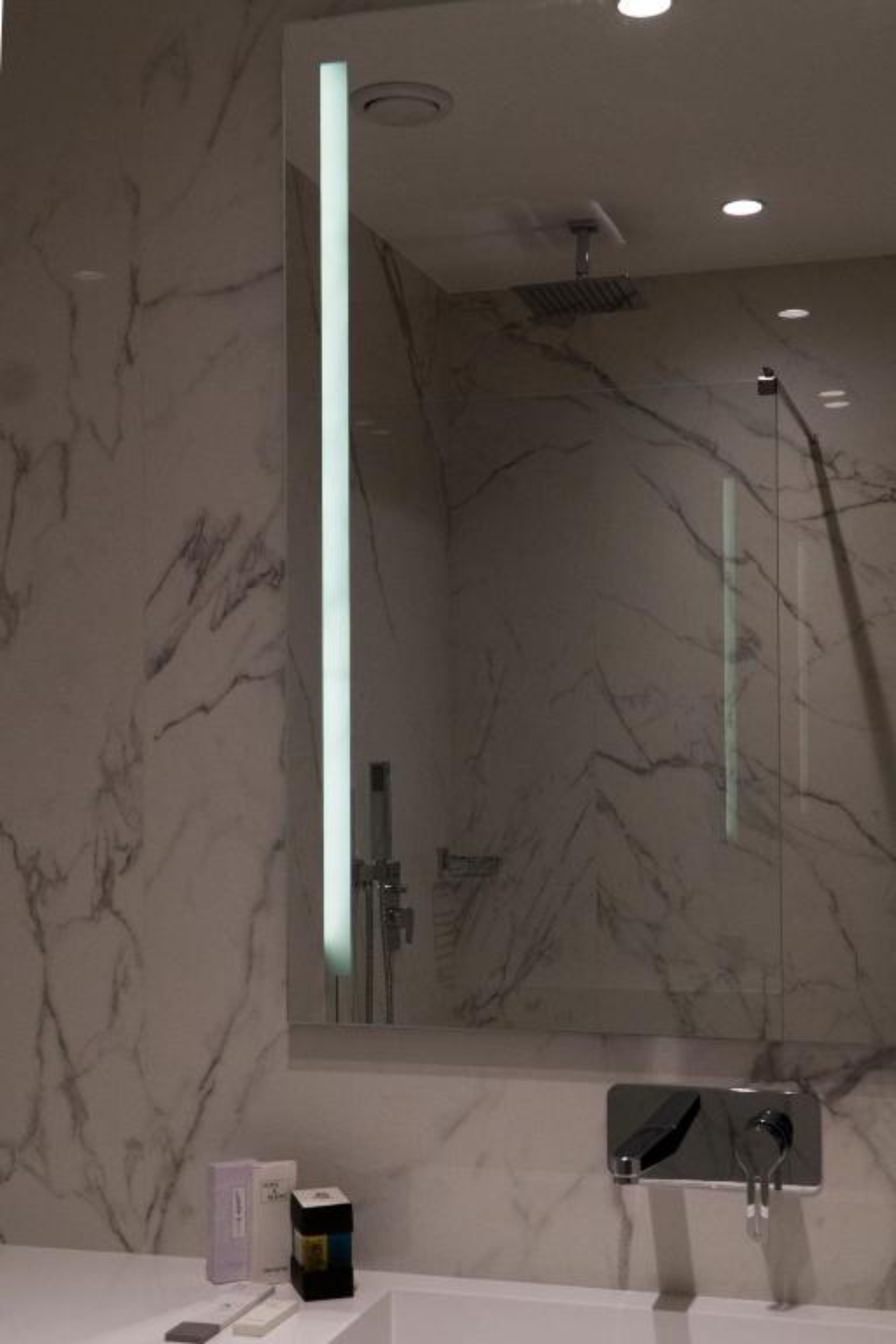 Suite with Air Conditioning