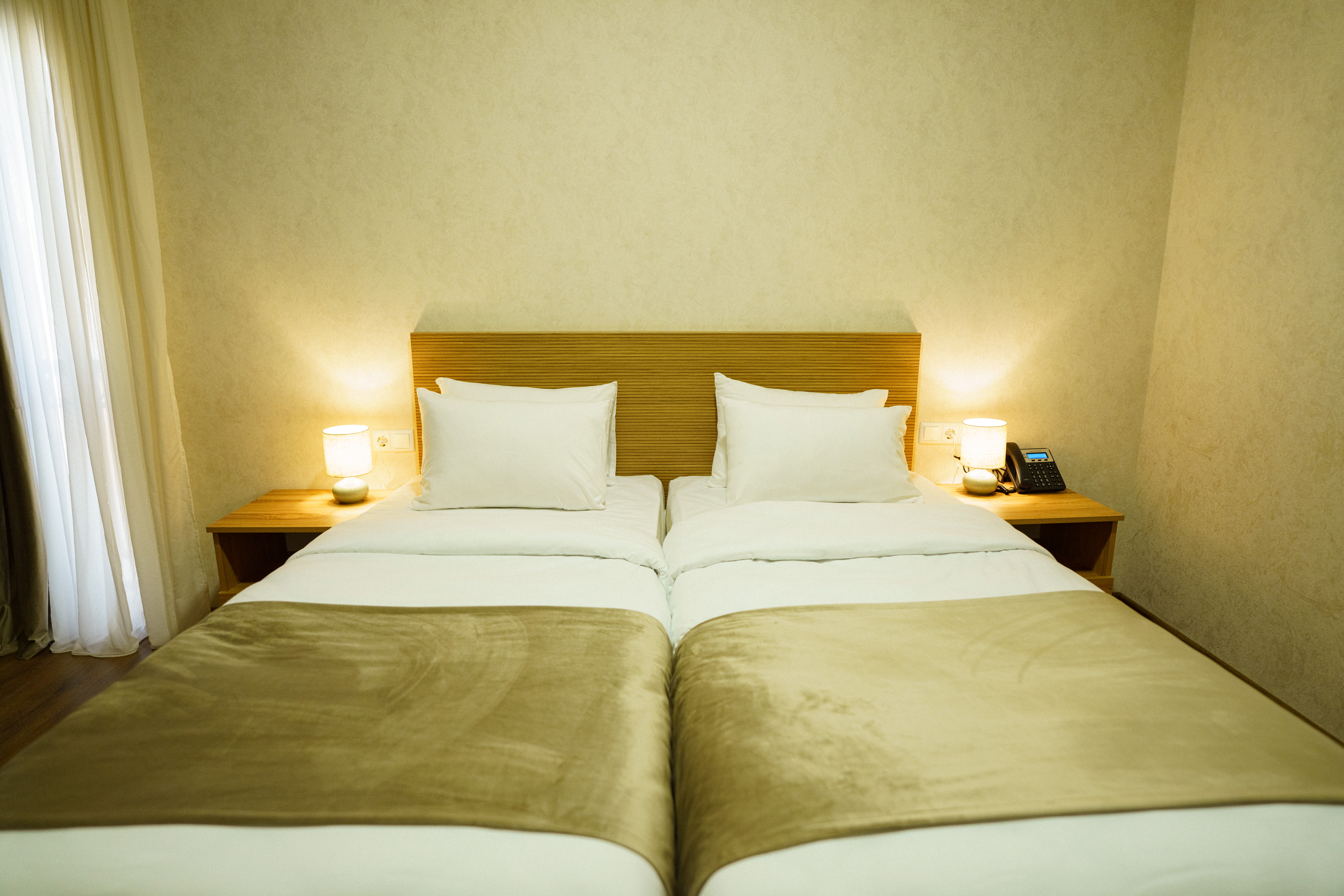 Double or Twin Standard