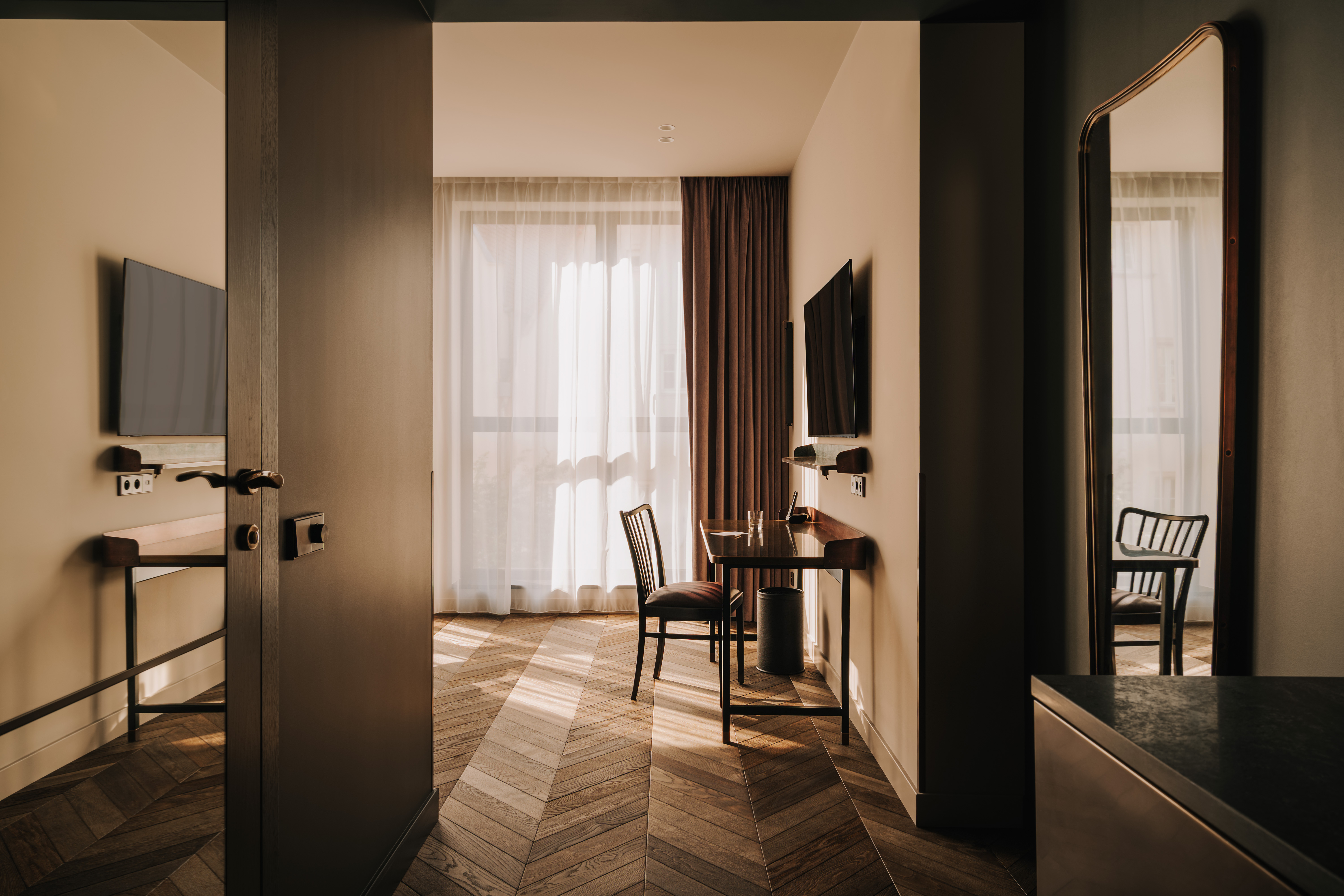 Double Classic Double Bed