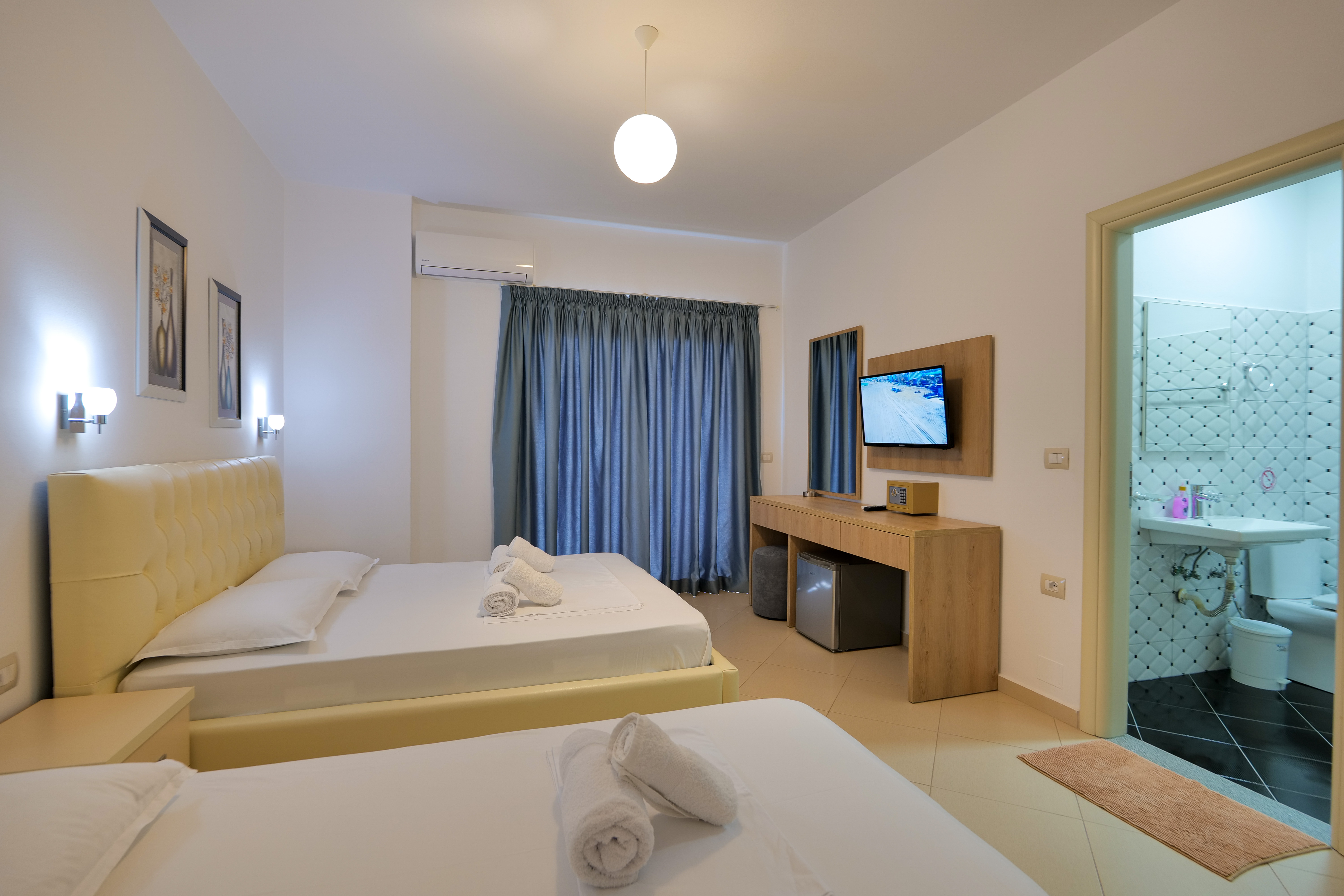 Triple Side Sea View