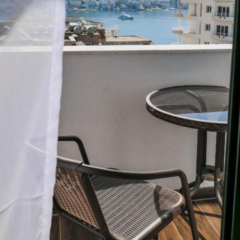 Double Single with Balcony