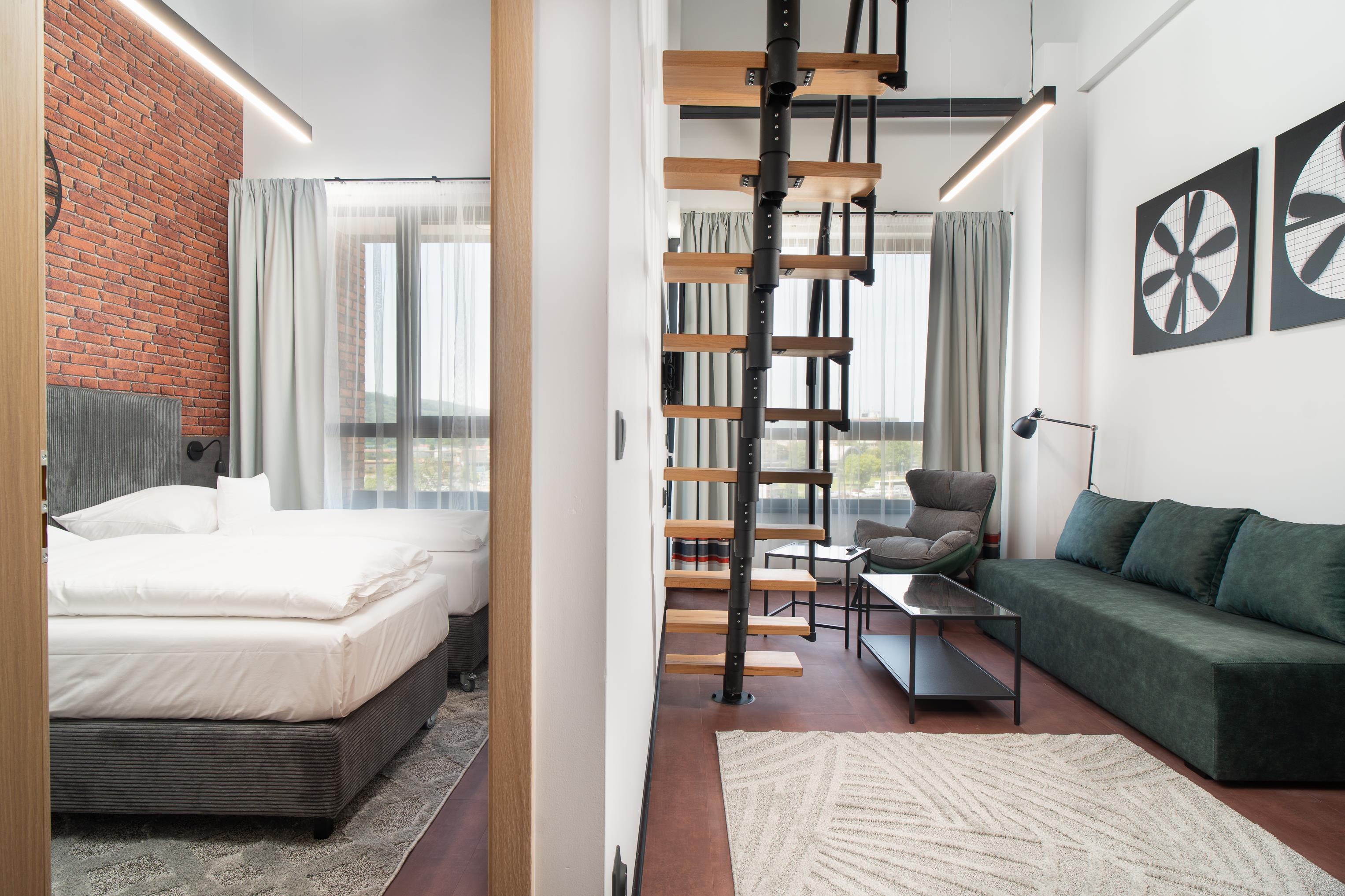 Apartment Capacity 6